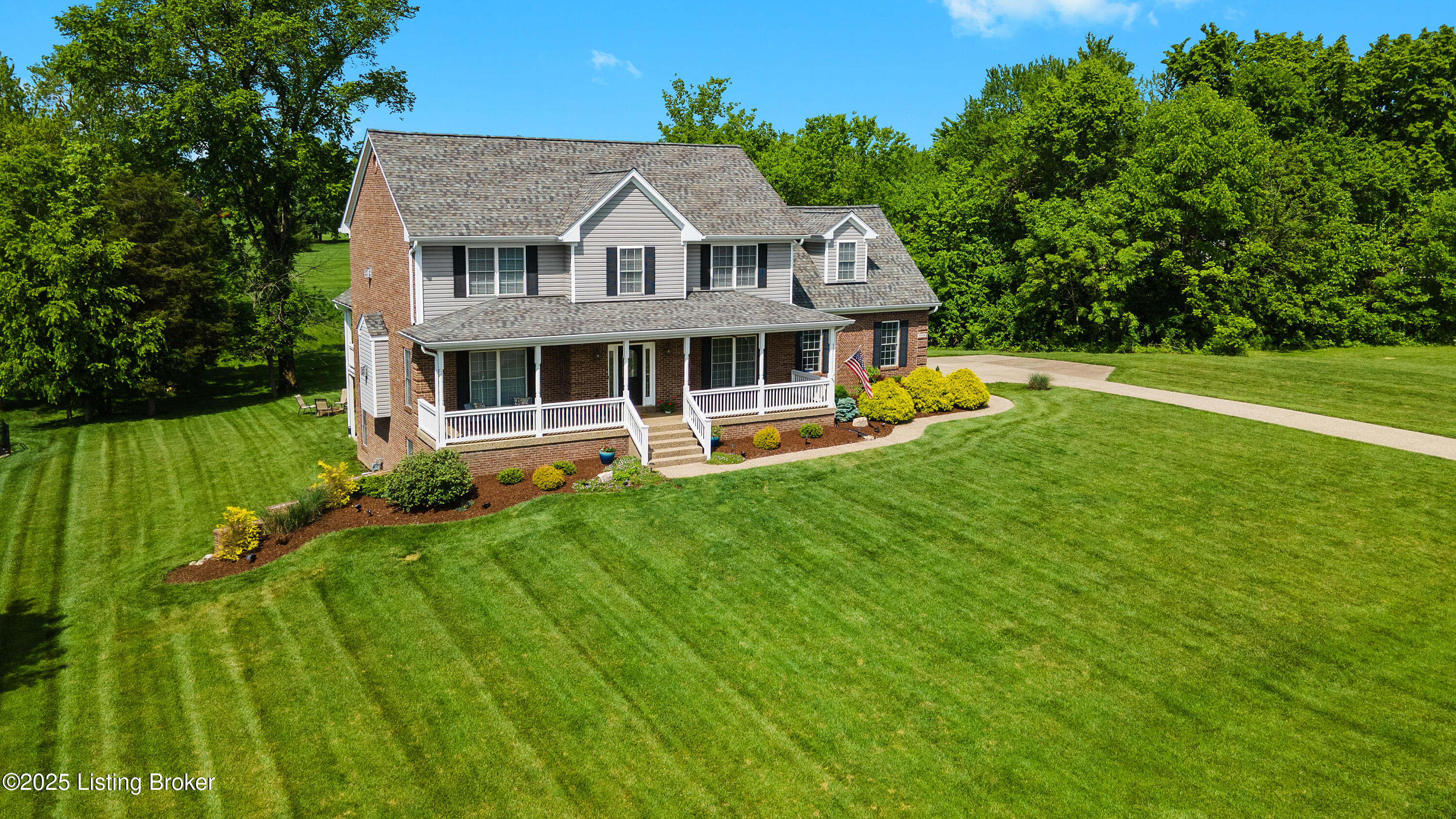 4026 Old Farm Dr