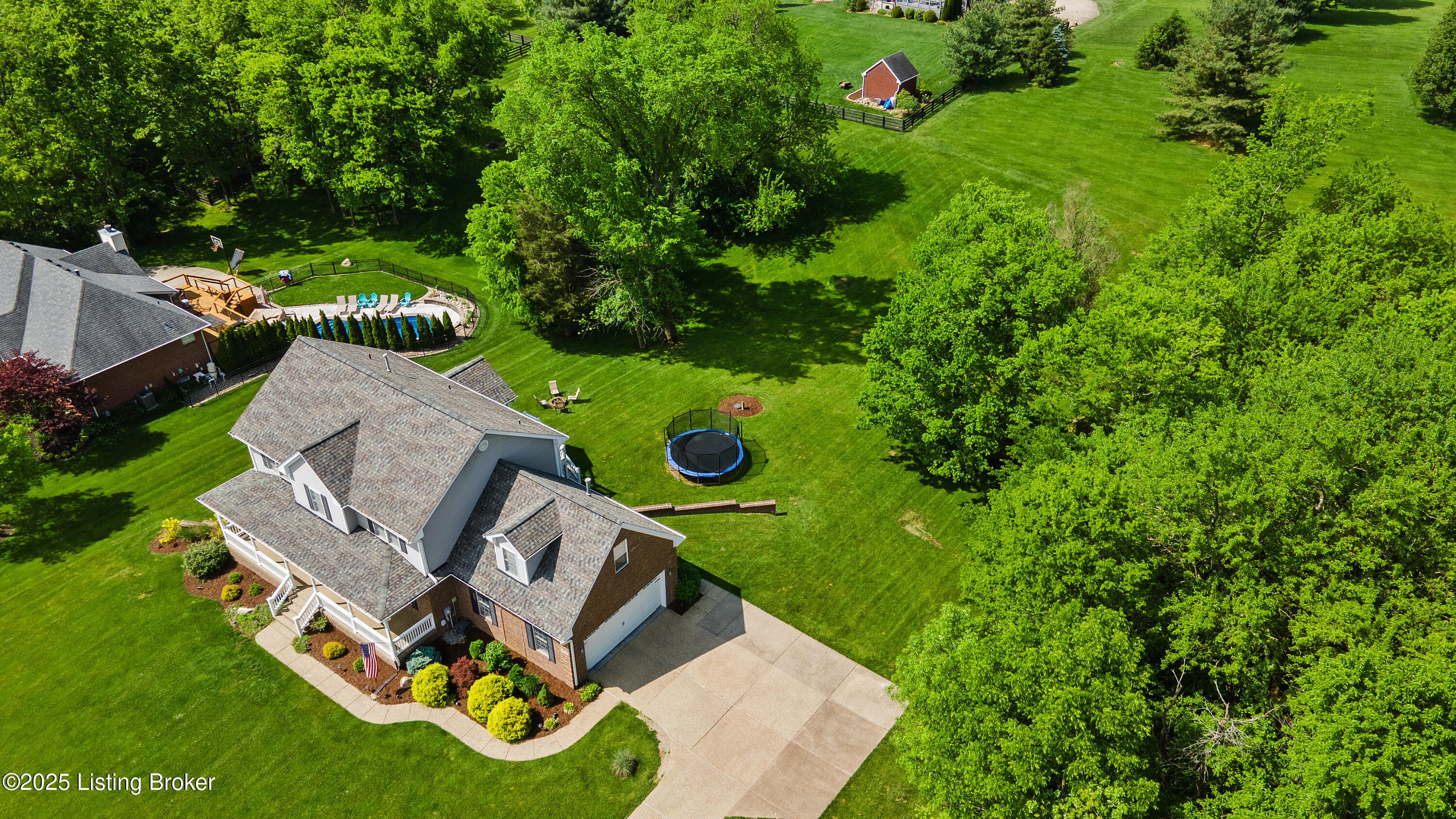 4026 Old Farm Dr