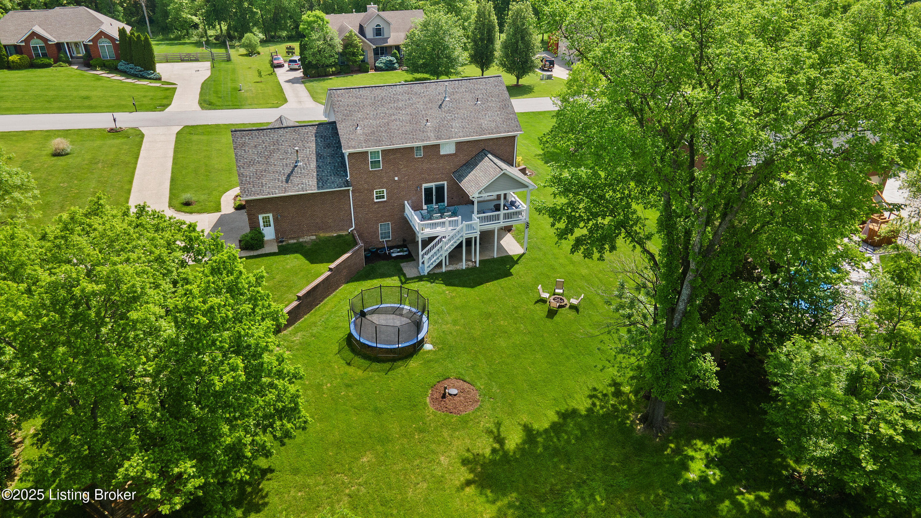 4026 Old Farm Dr