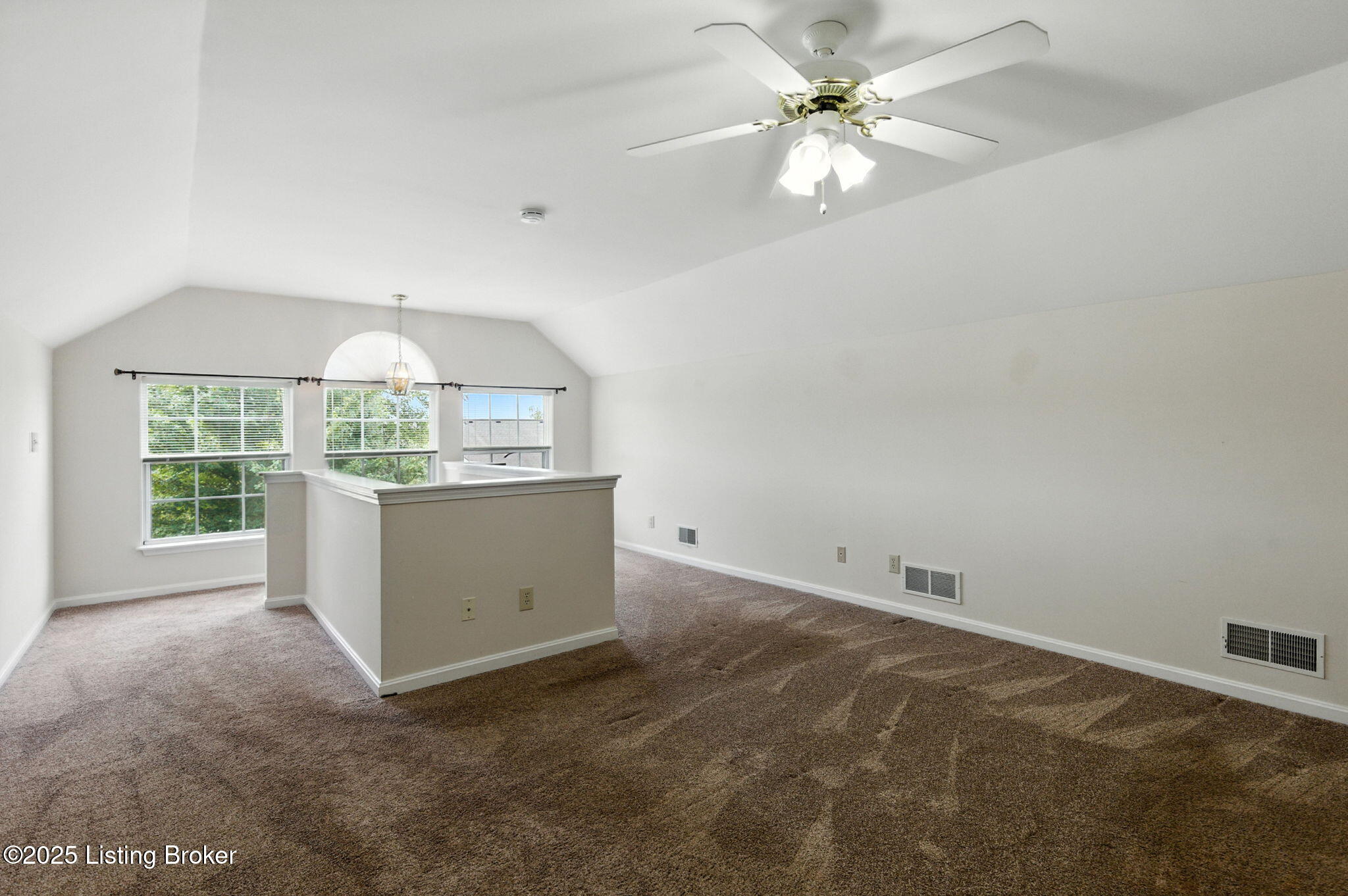 105 Azalea Ct