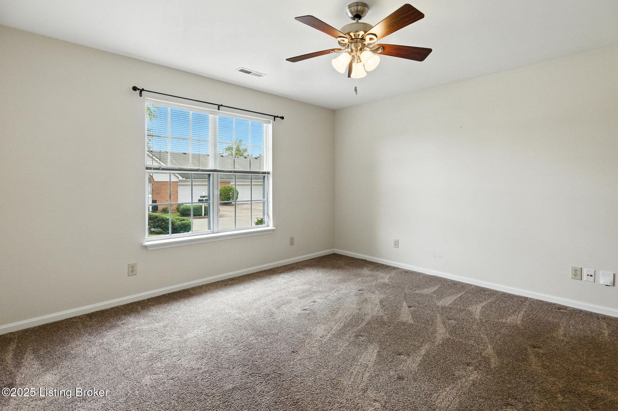 105 Azalea Ct