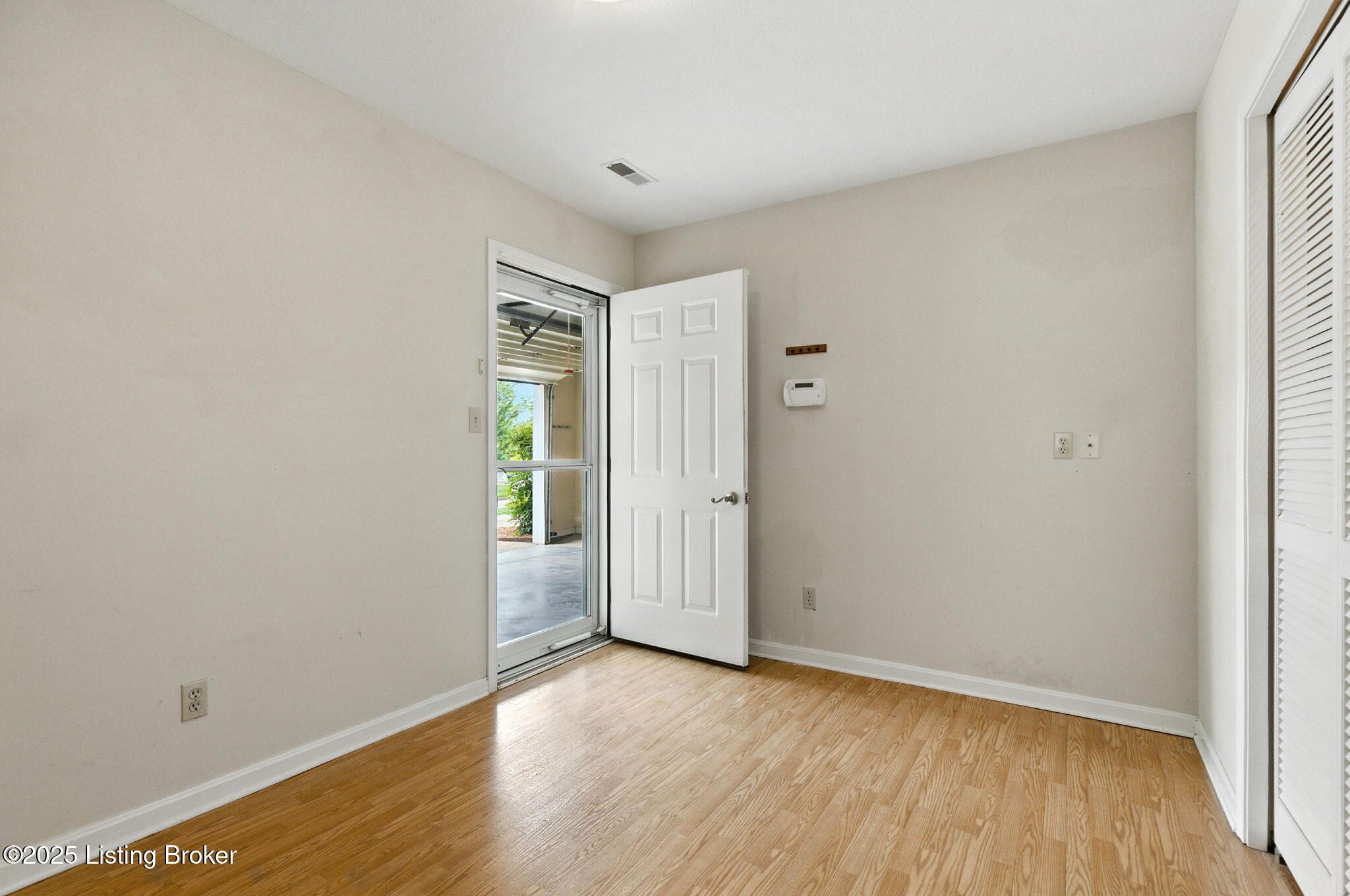 105 Azalea Ct