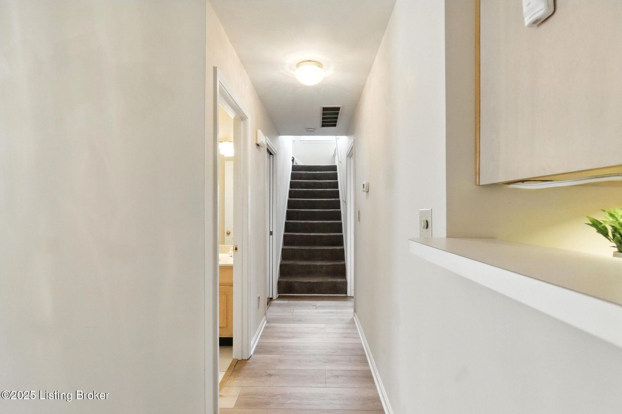 105 Azalea Ct