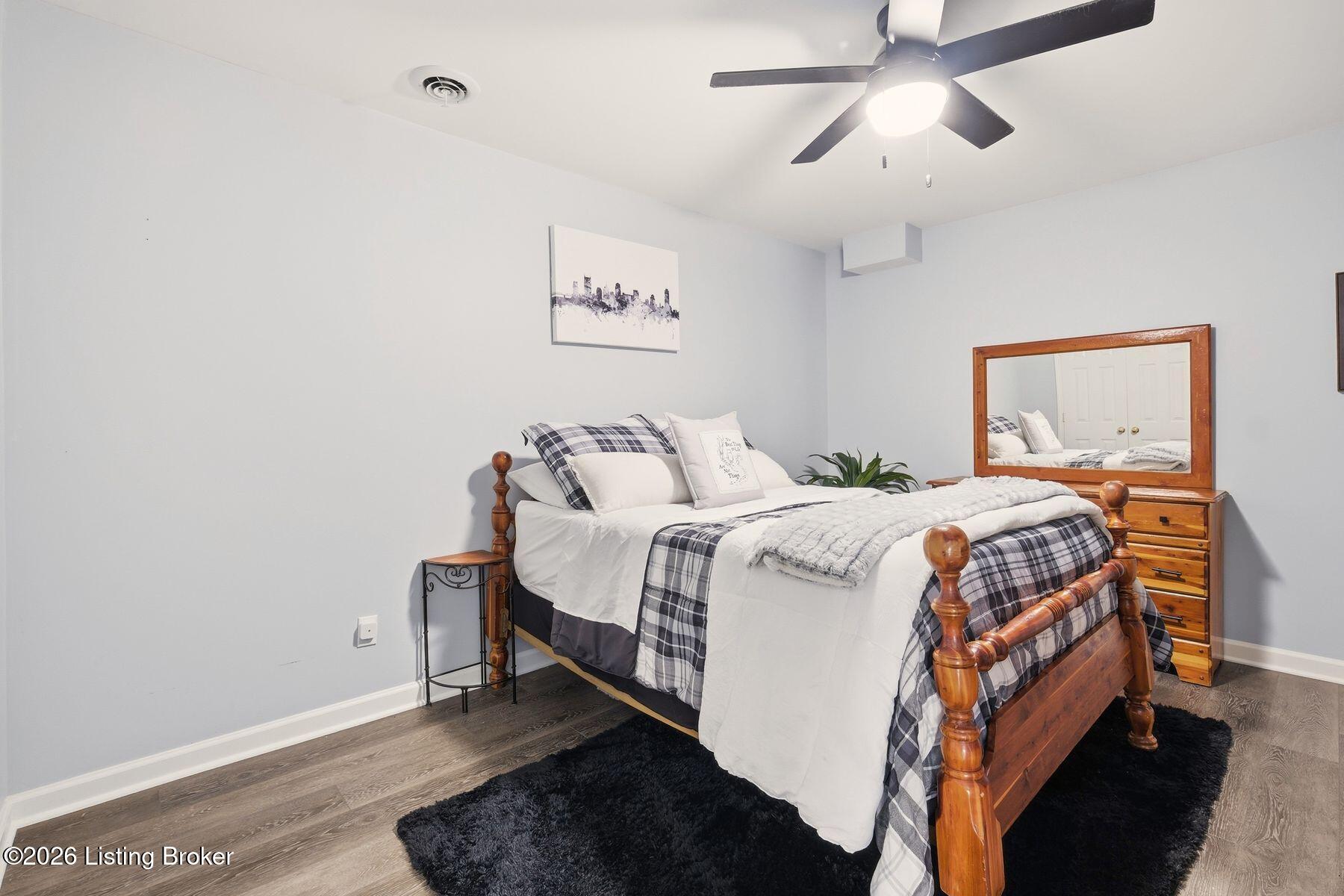 1011 Barbizon Dr