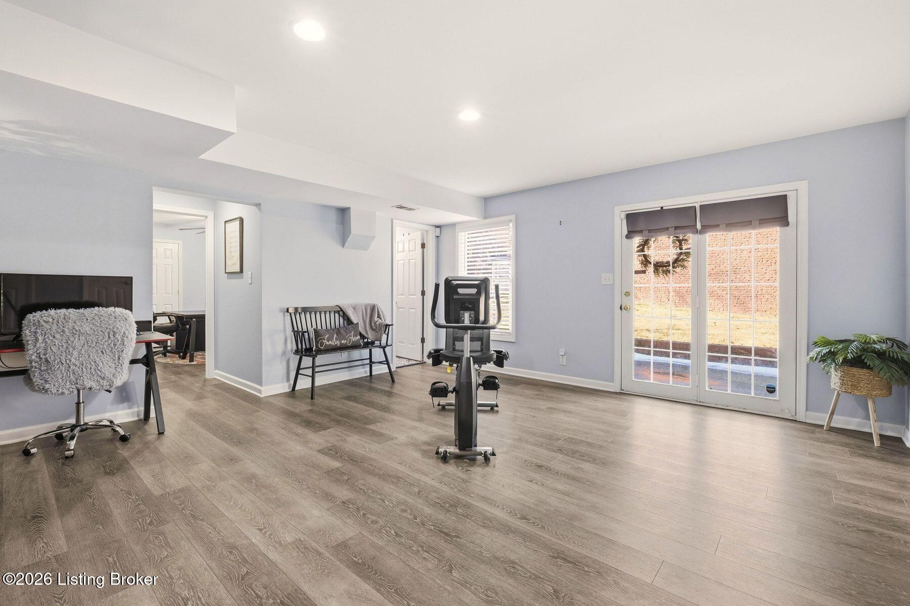 1011 Barbizon Dr