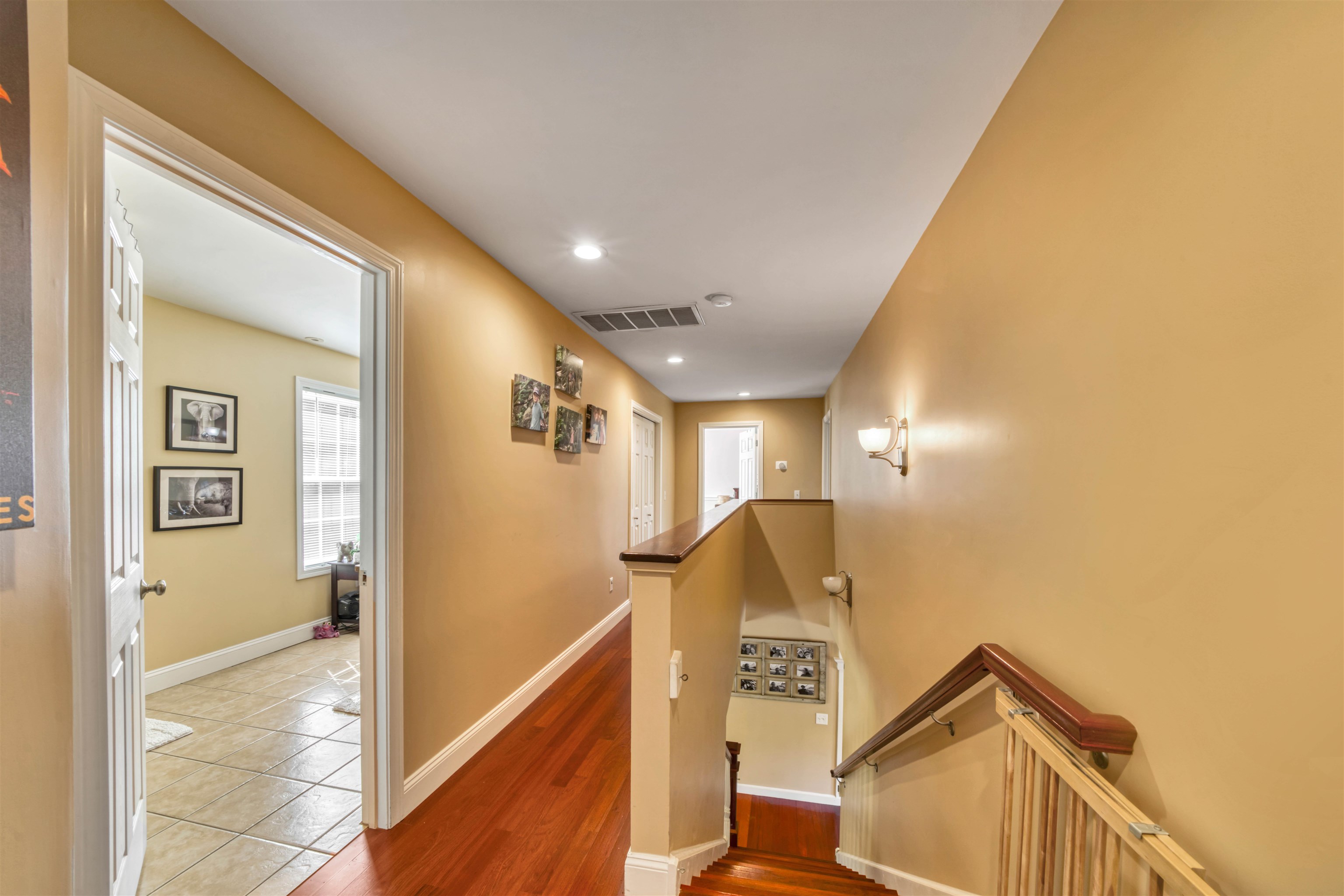 20 River View Road