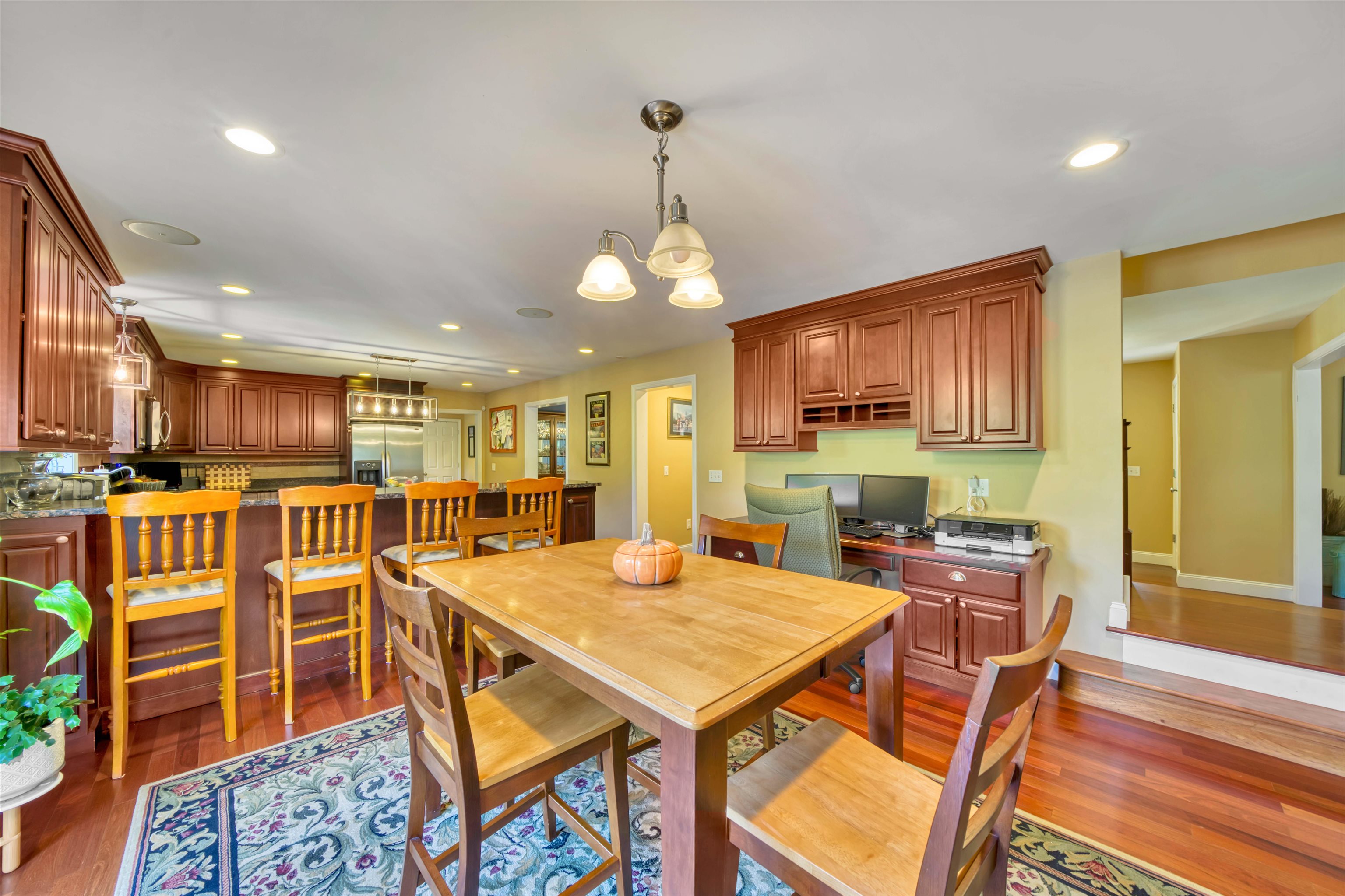 20 River View Road