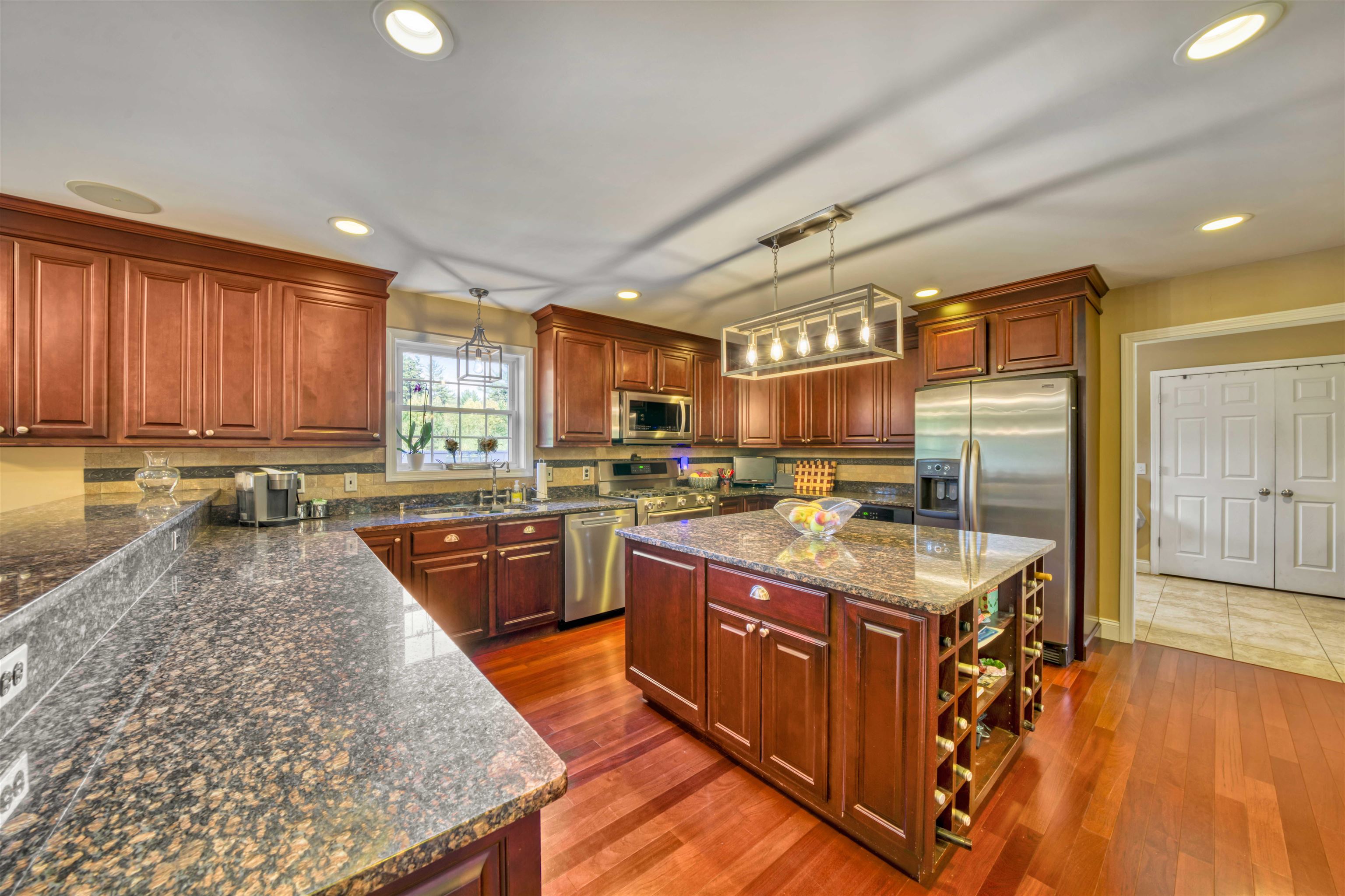 20 River View Road