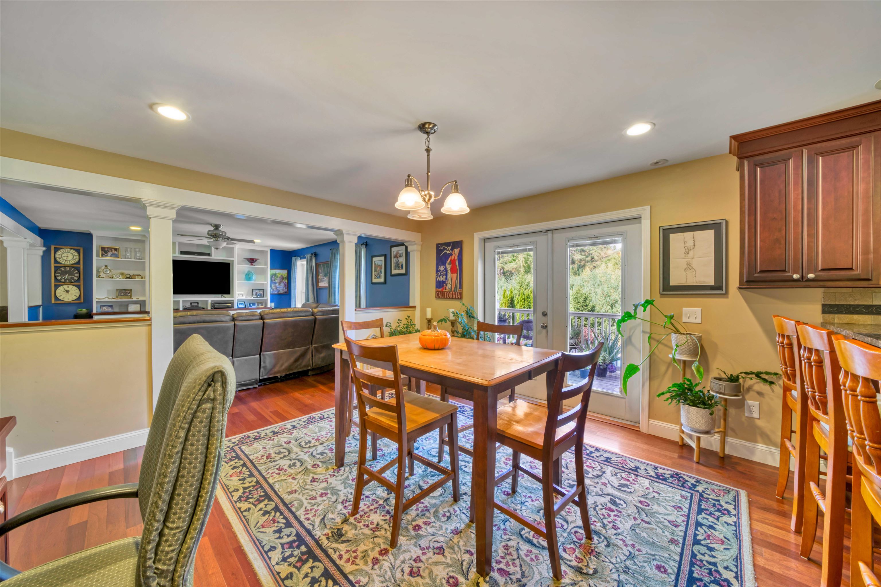 20 River View Road