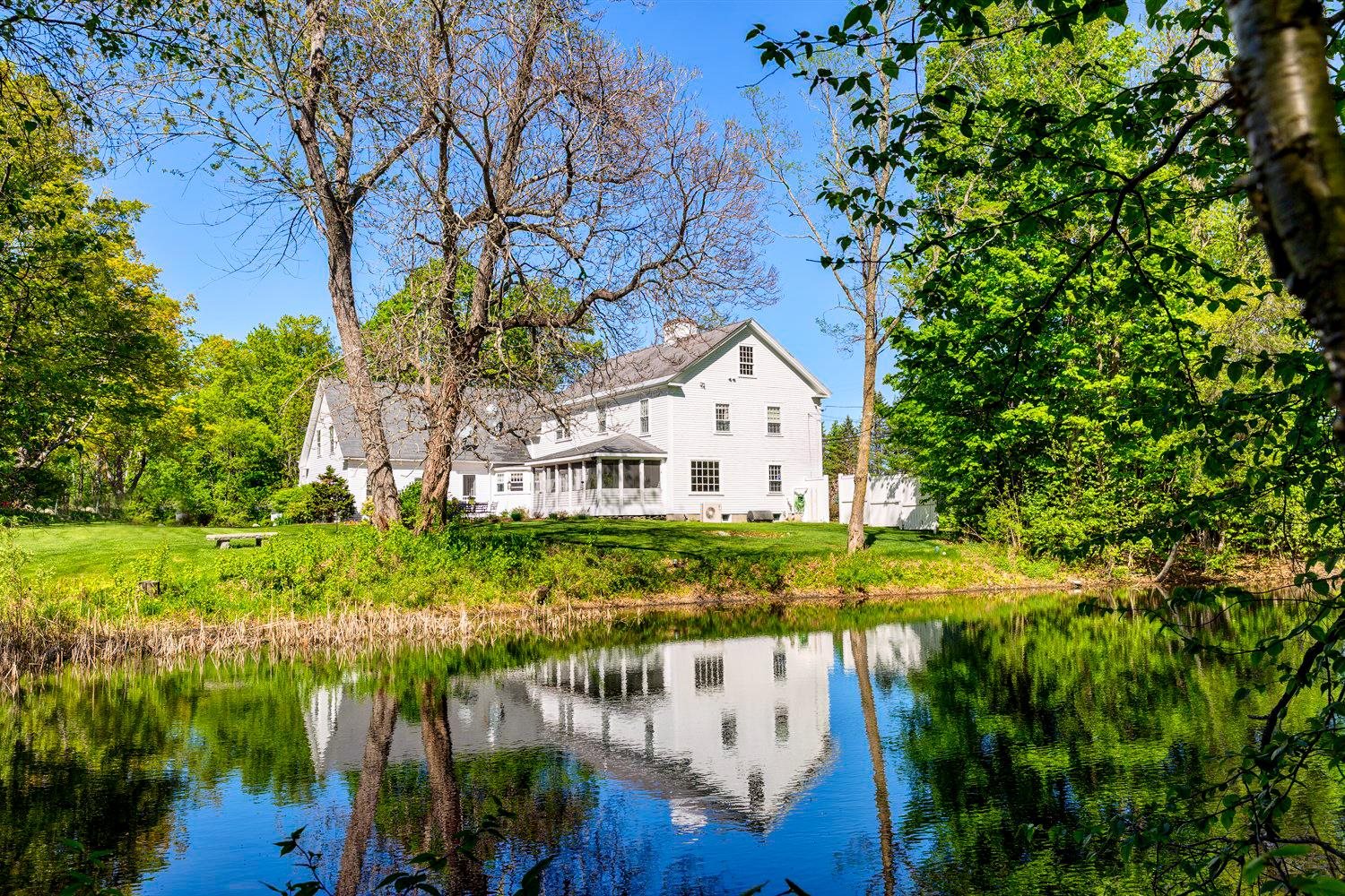 499 Andover Road