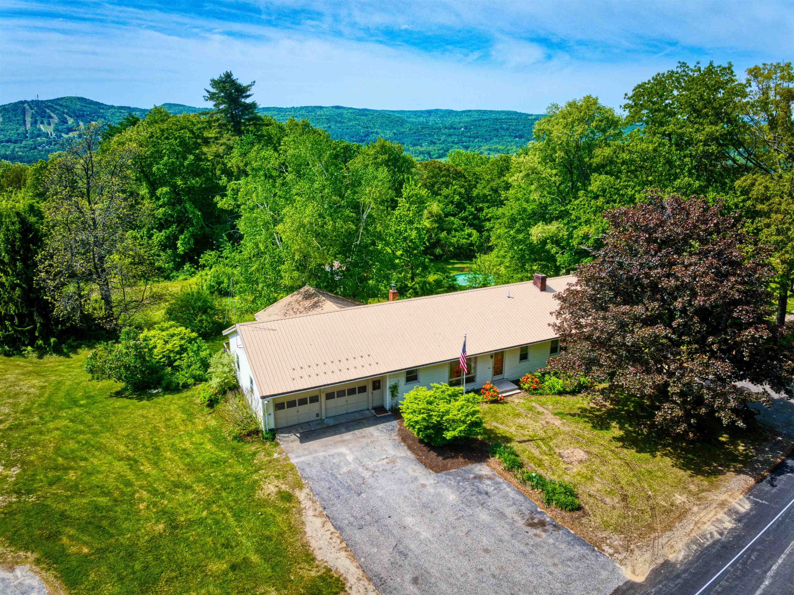 442 Foster Hill Road