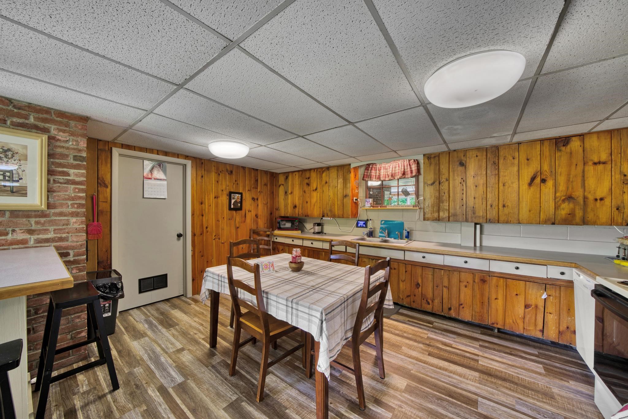 442 Foster Hill Road