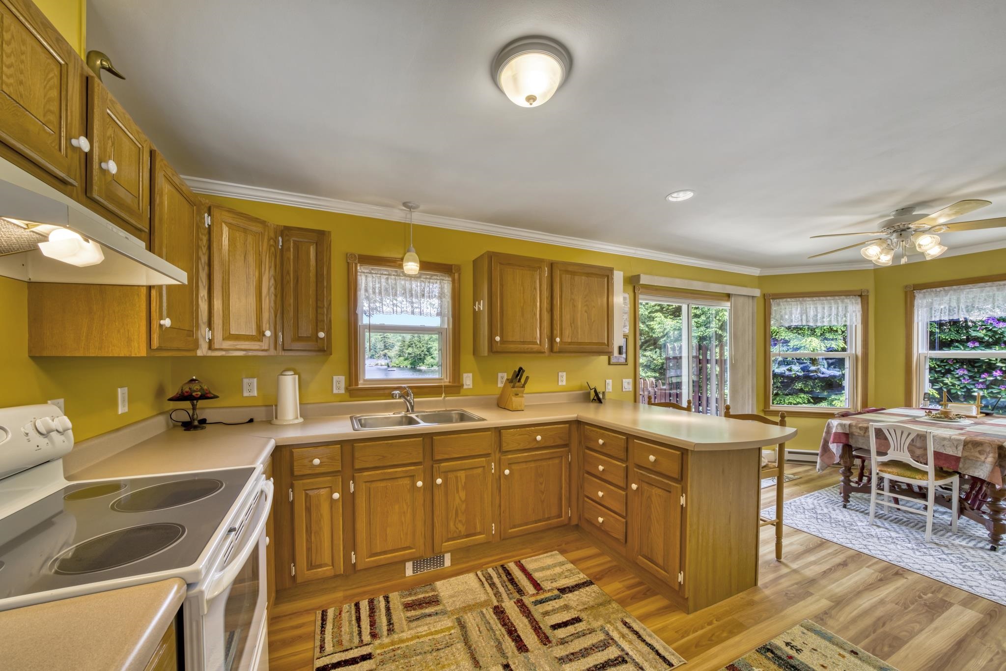 2261 Valley Road