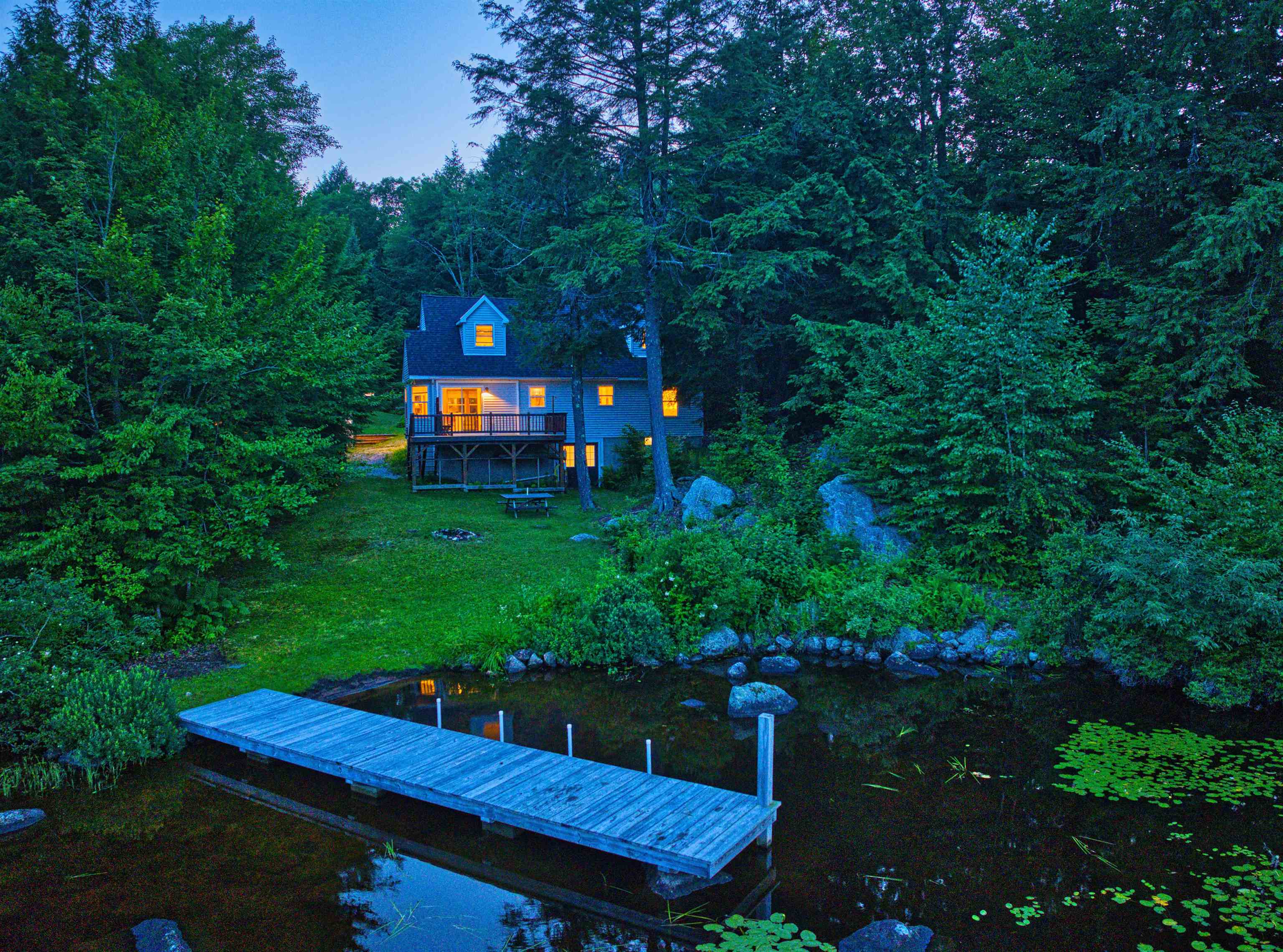 2261 Valley Road