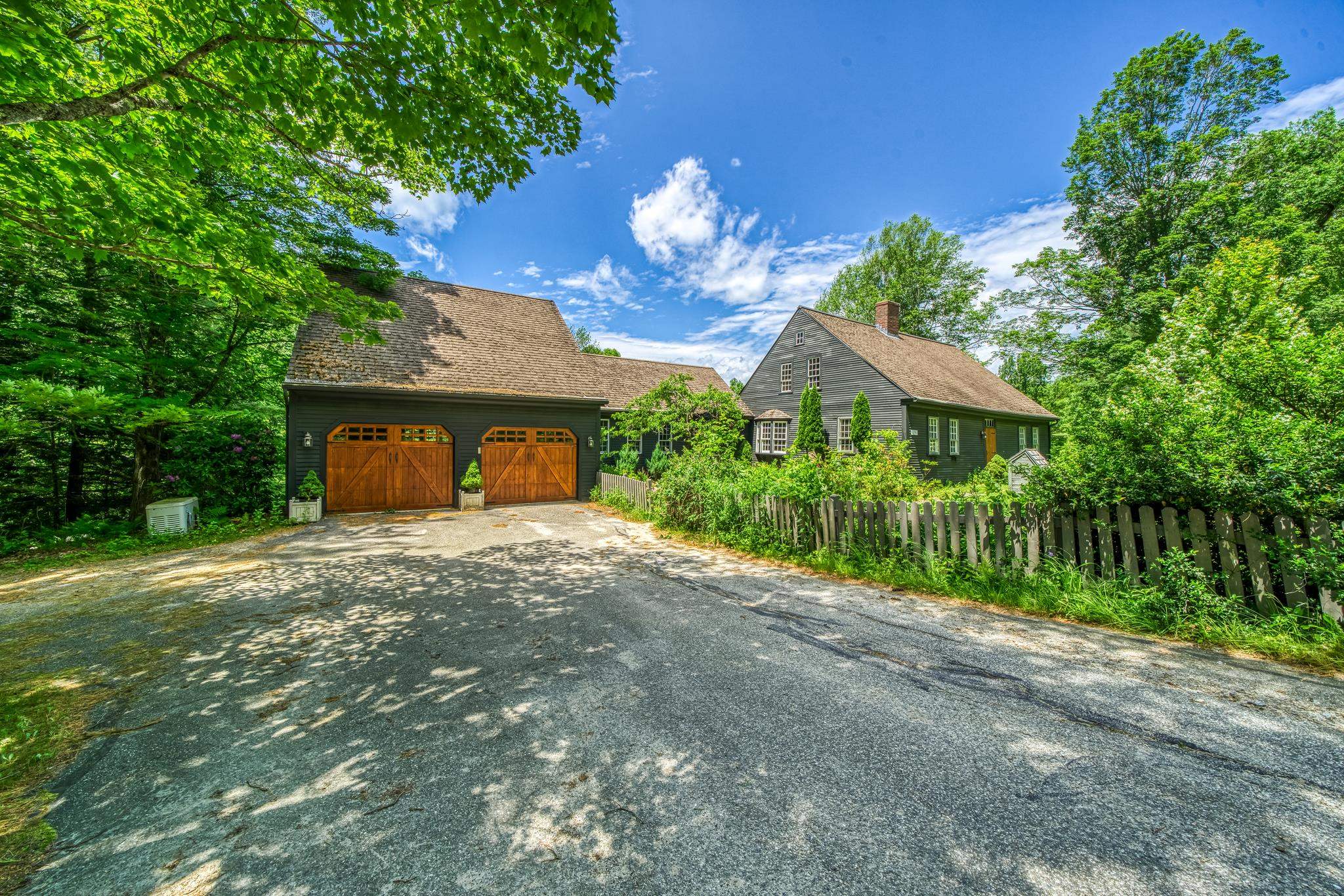 33 Four Corners Road