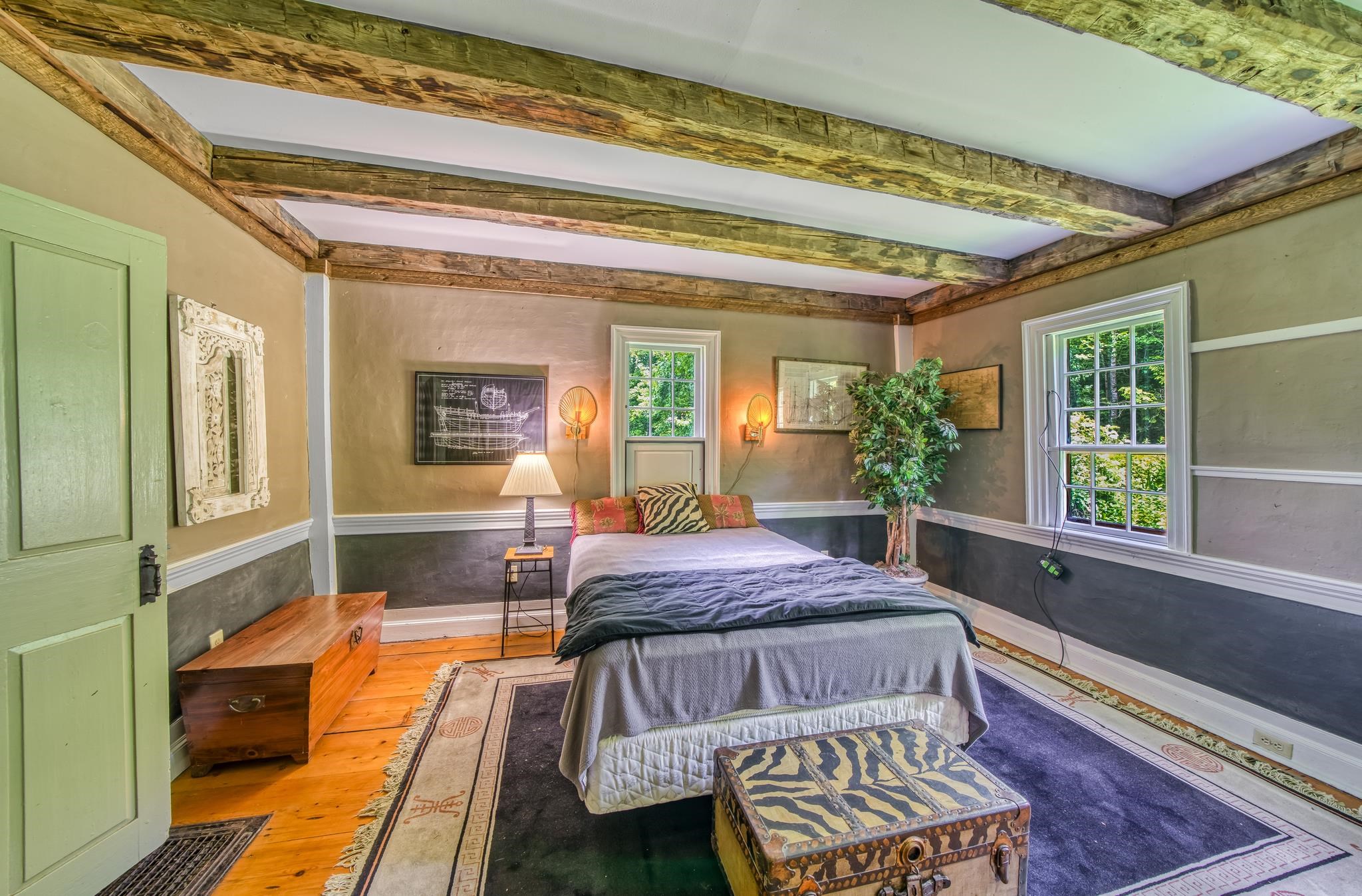 33 Four Corners Road