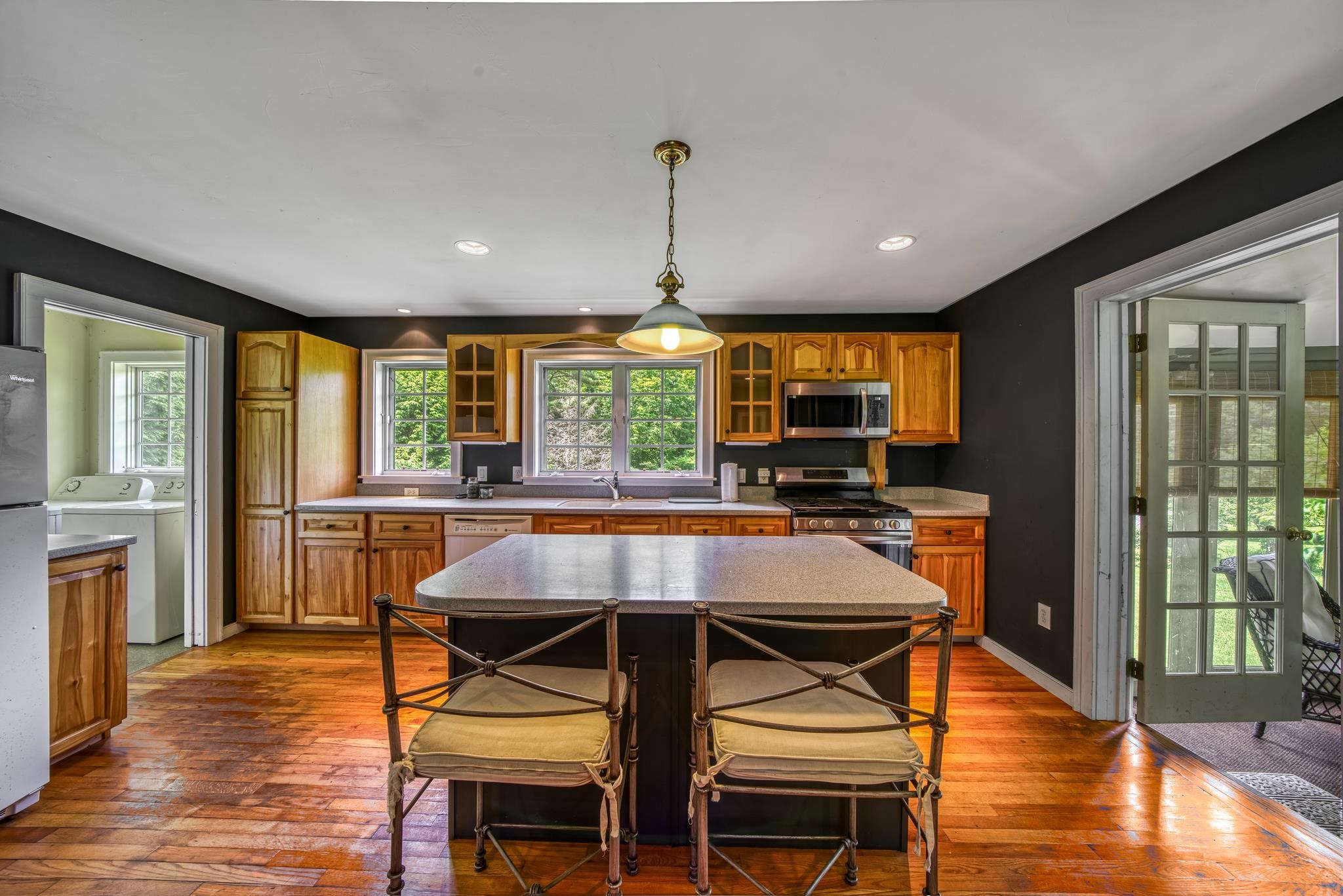 33 Four Corners Road