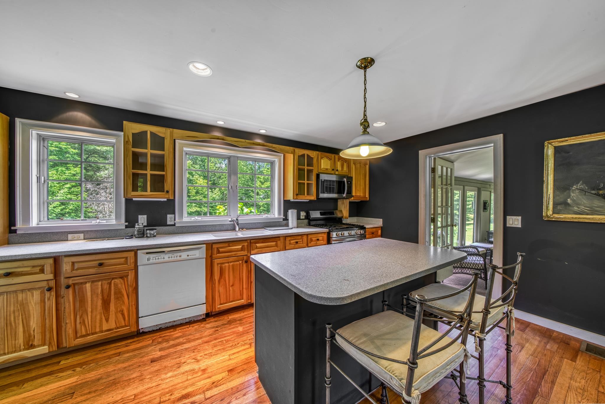 33 Four Corners Road