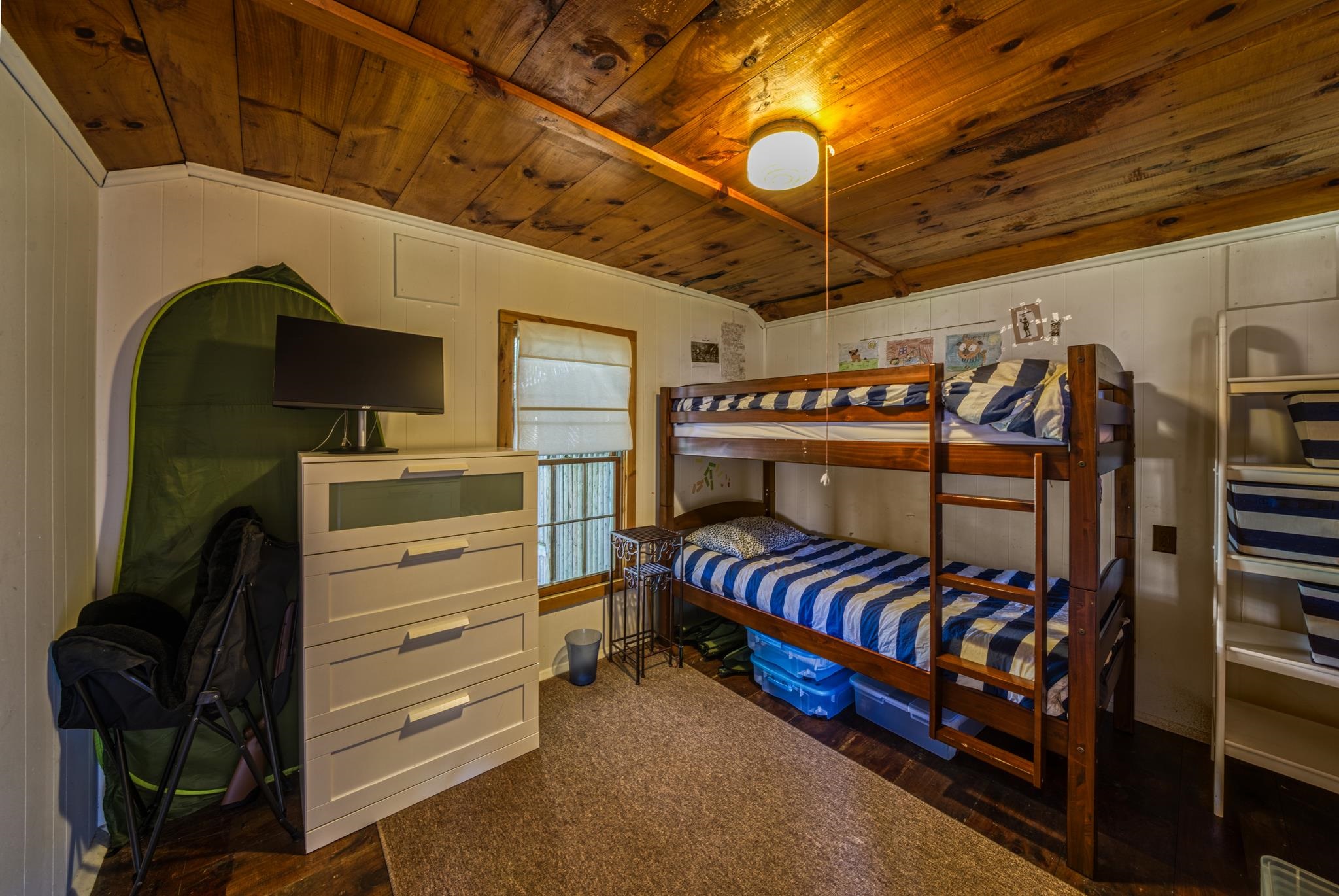 100 Crescent Lake Road