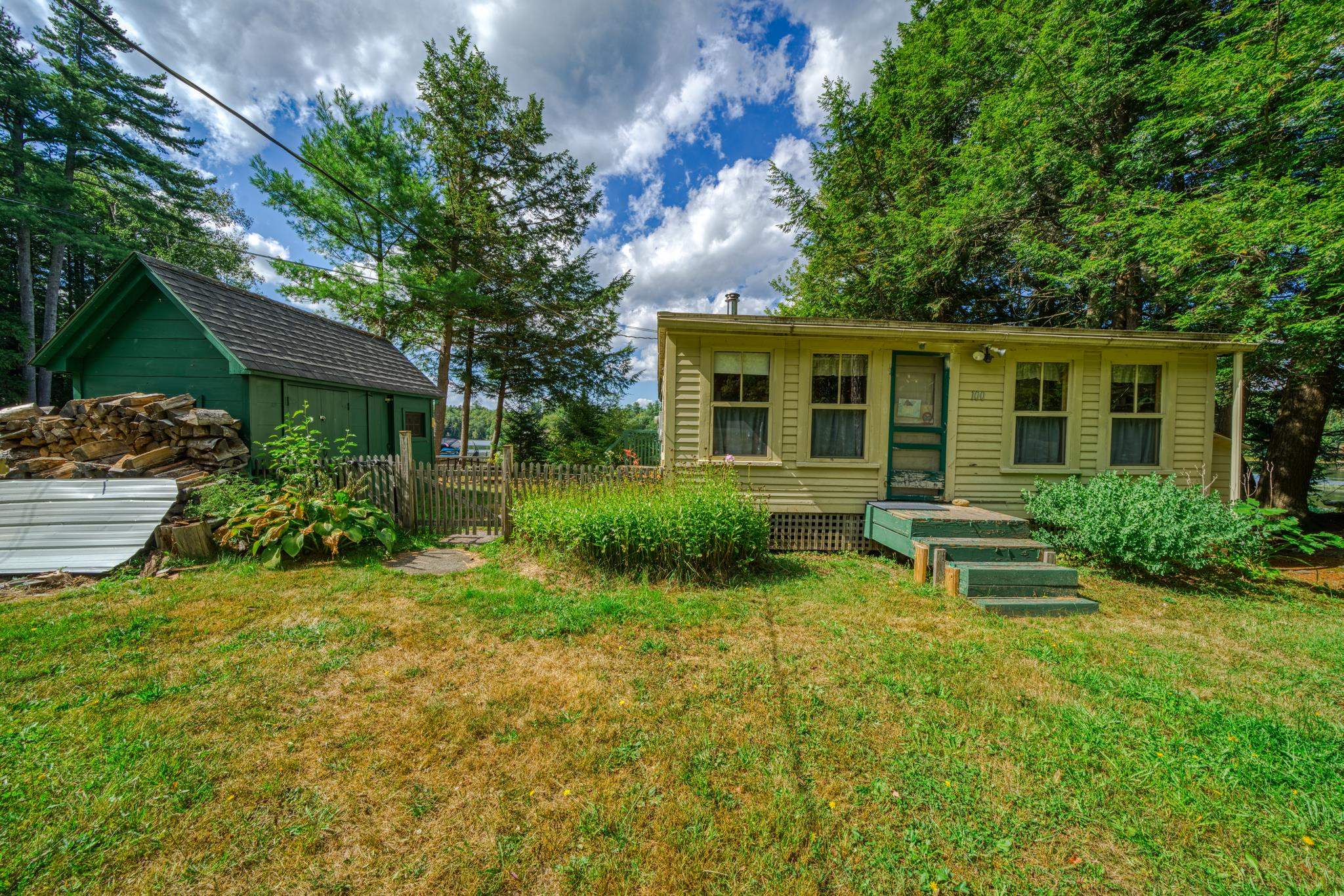 100 Crescent Lake Road