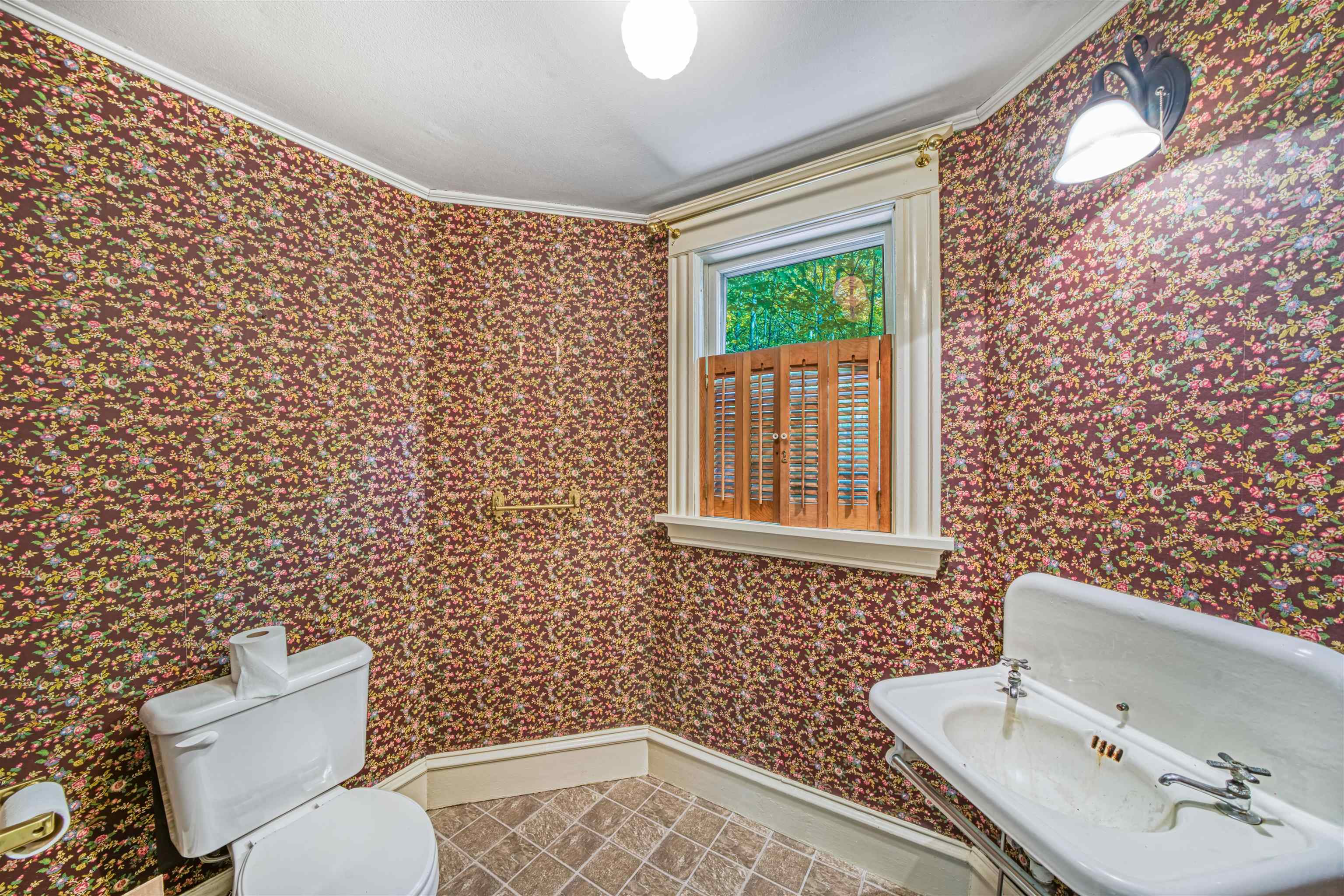 242 Prospect Hill Road