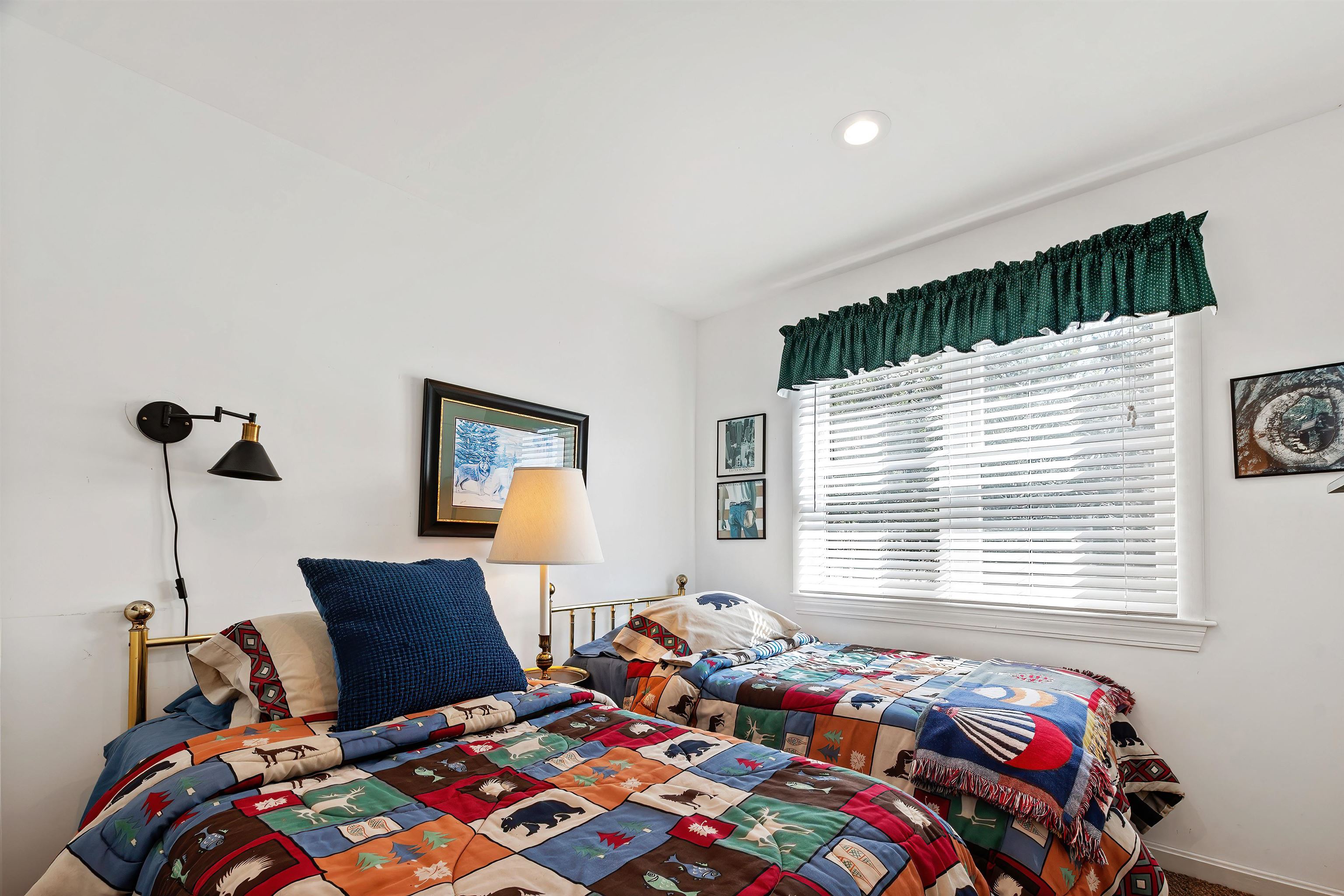 32 Highland Avenue