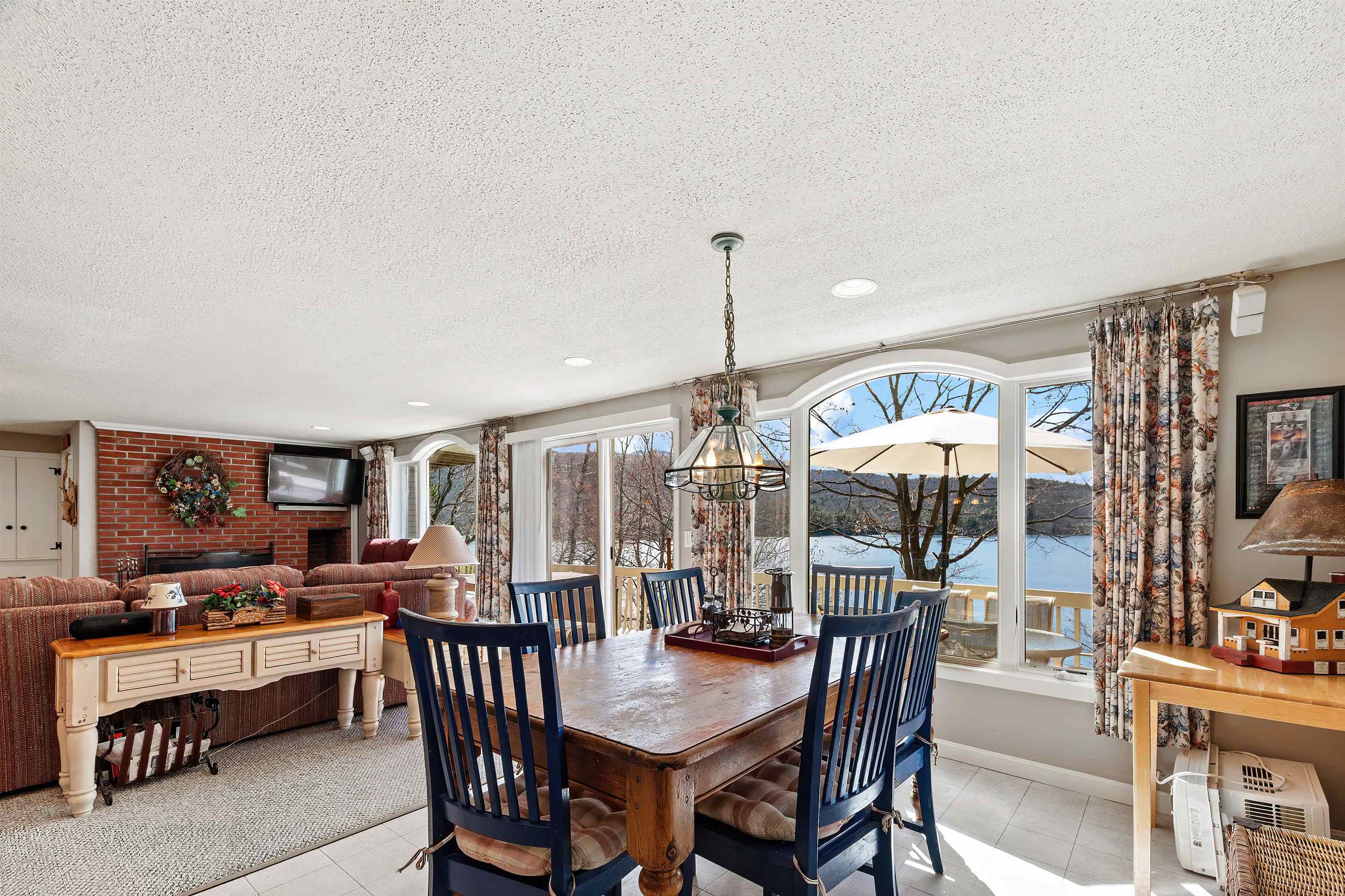 32 Highland Avenue