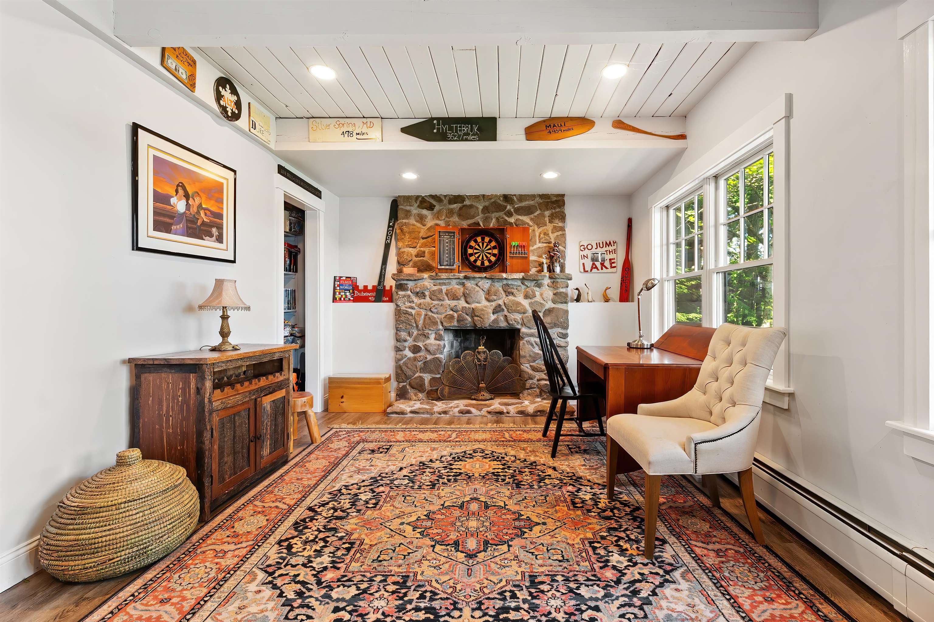 7 Bay Point Lane