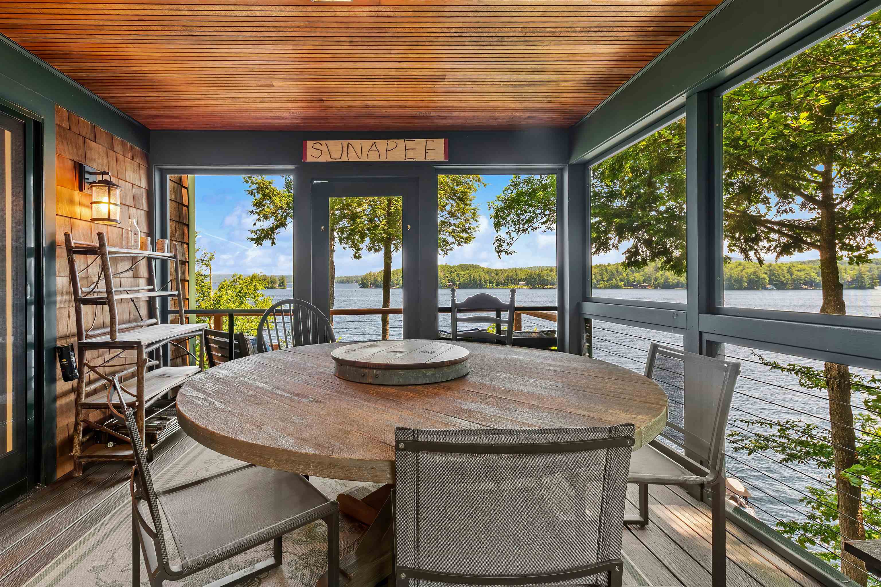 7 Bay Point Lane