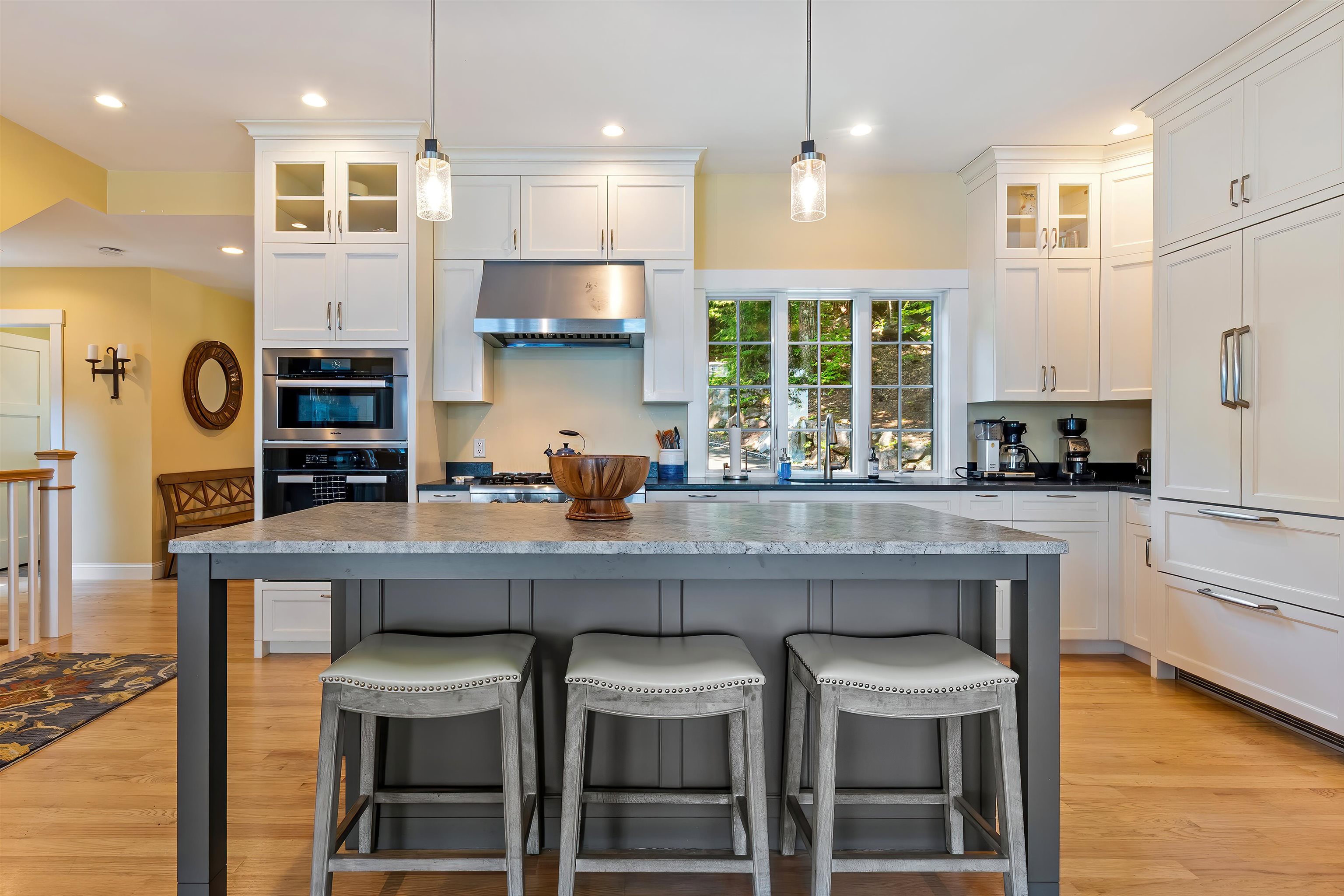 7 Bay Point Lane