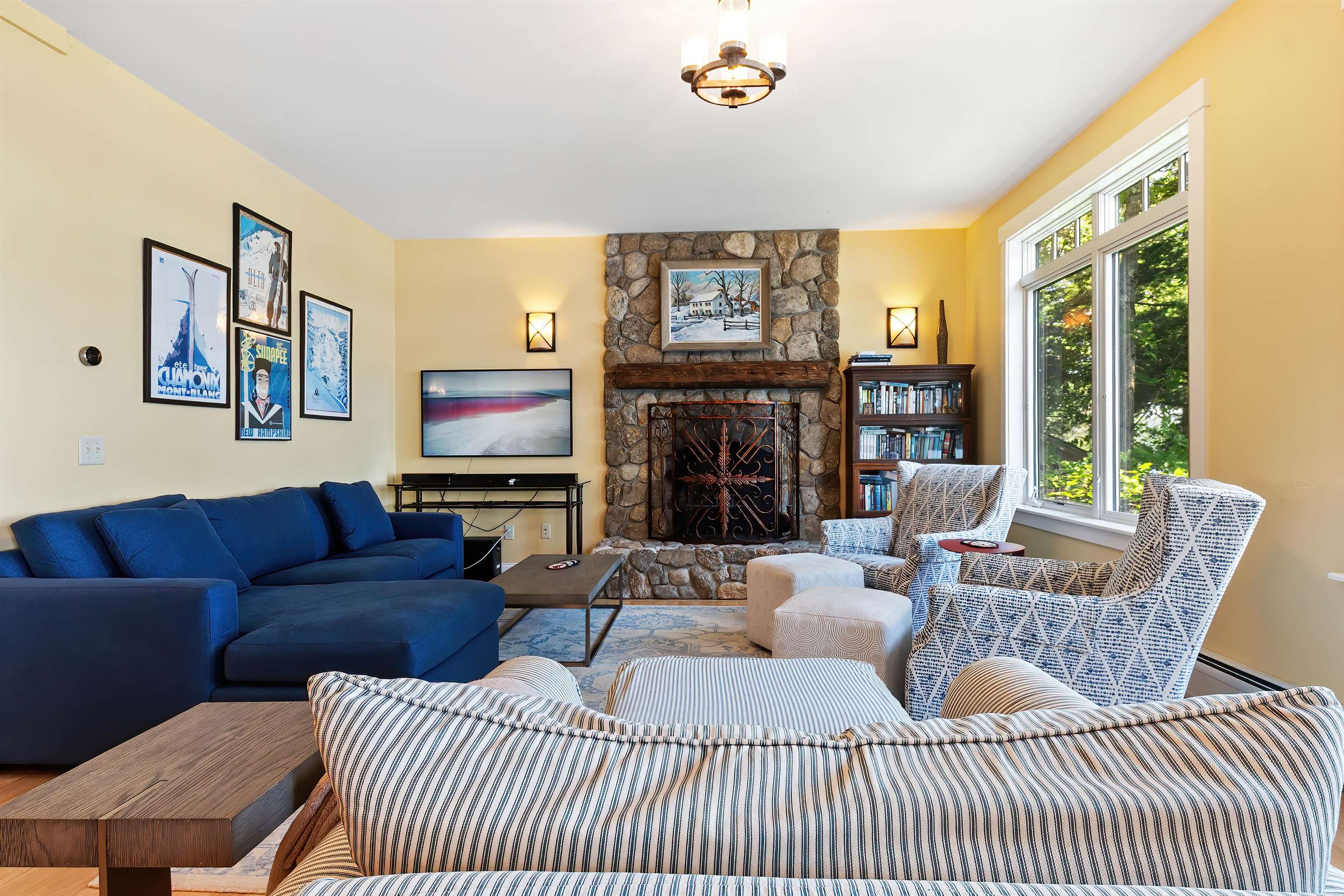 7 Bay Point Lane