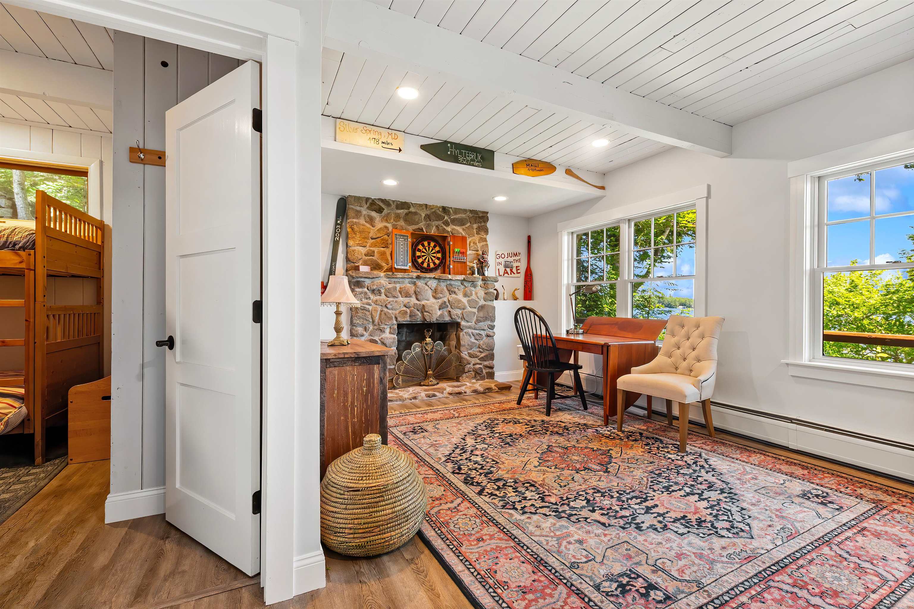 7 Bay Point Lane