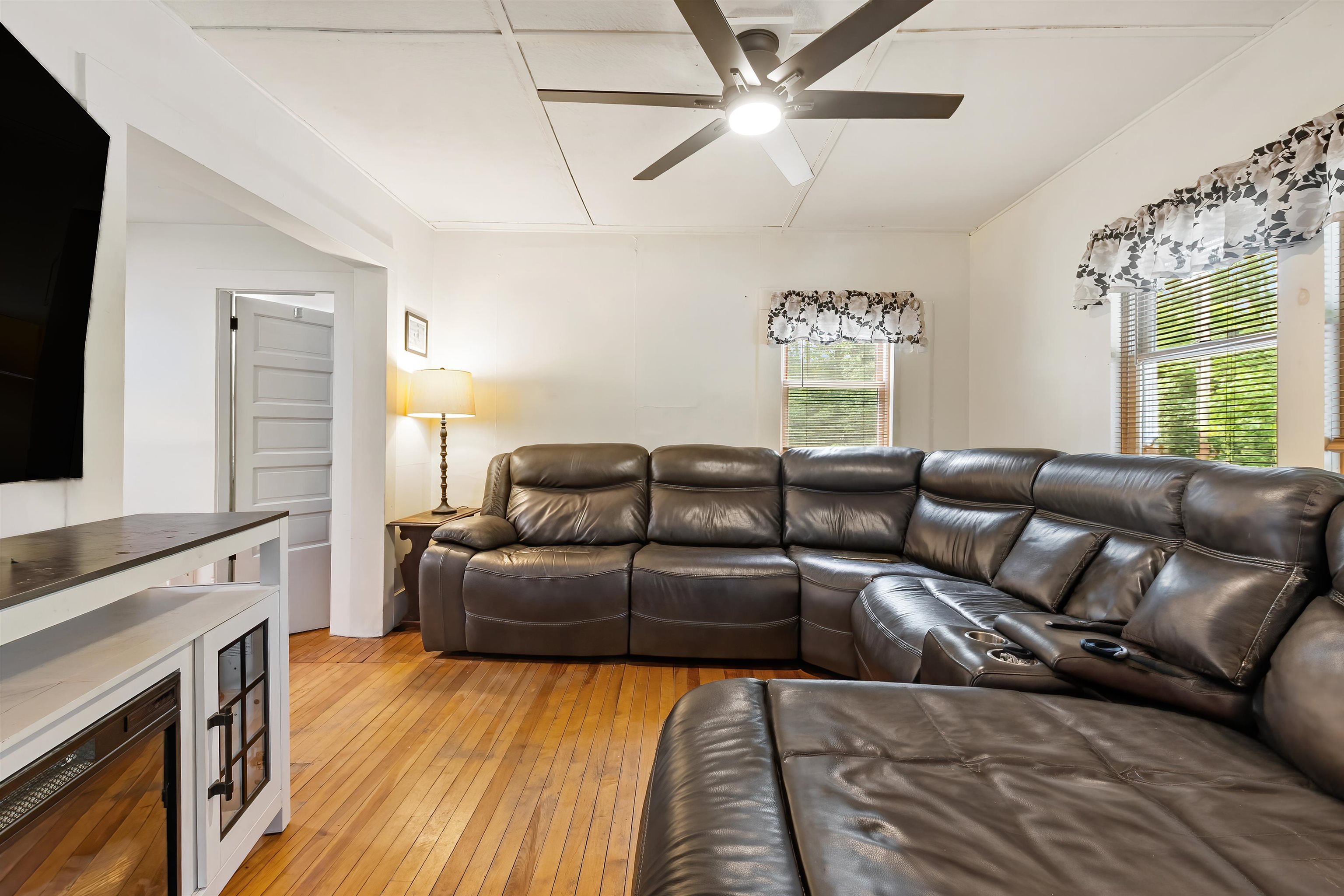 327 Reeds Mill Road
