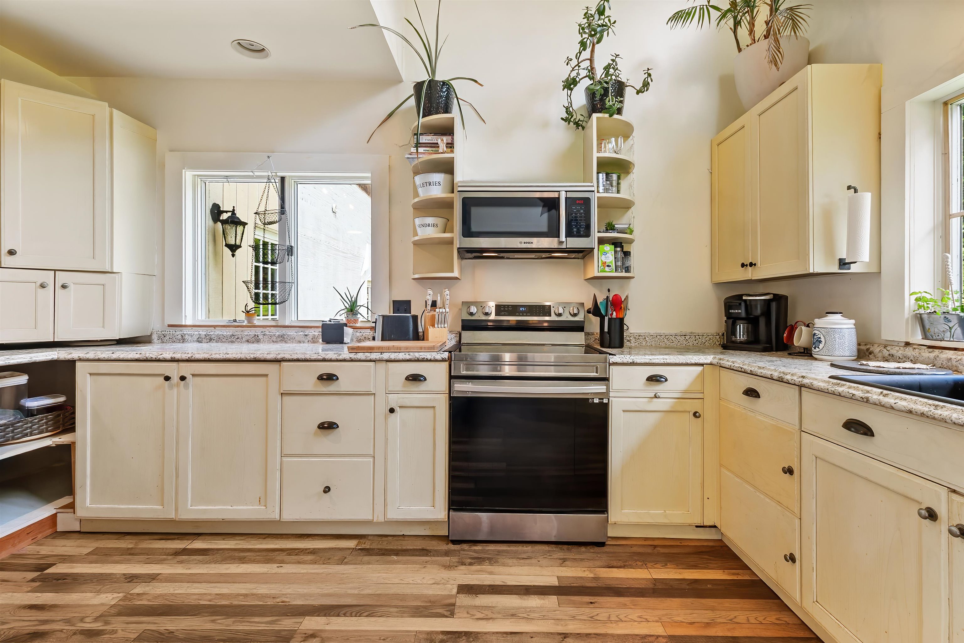 327 Reeds Mill Road