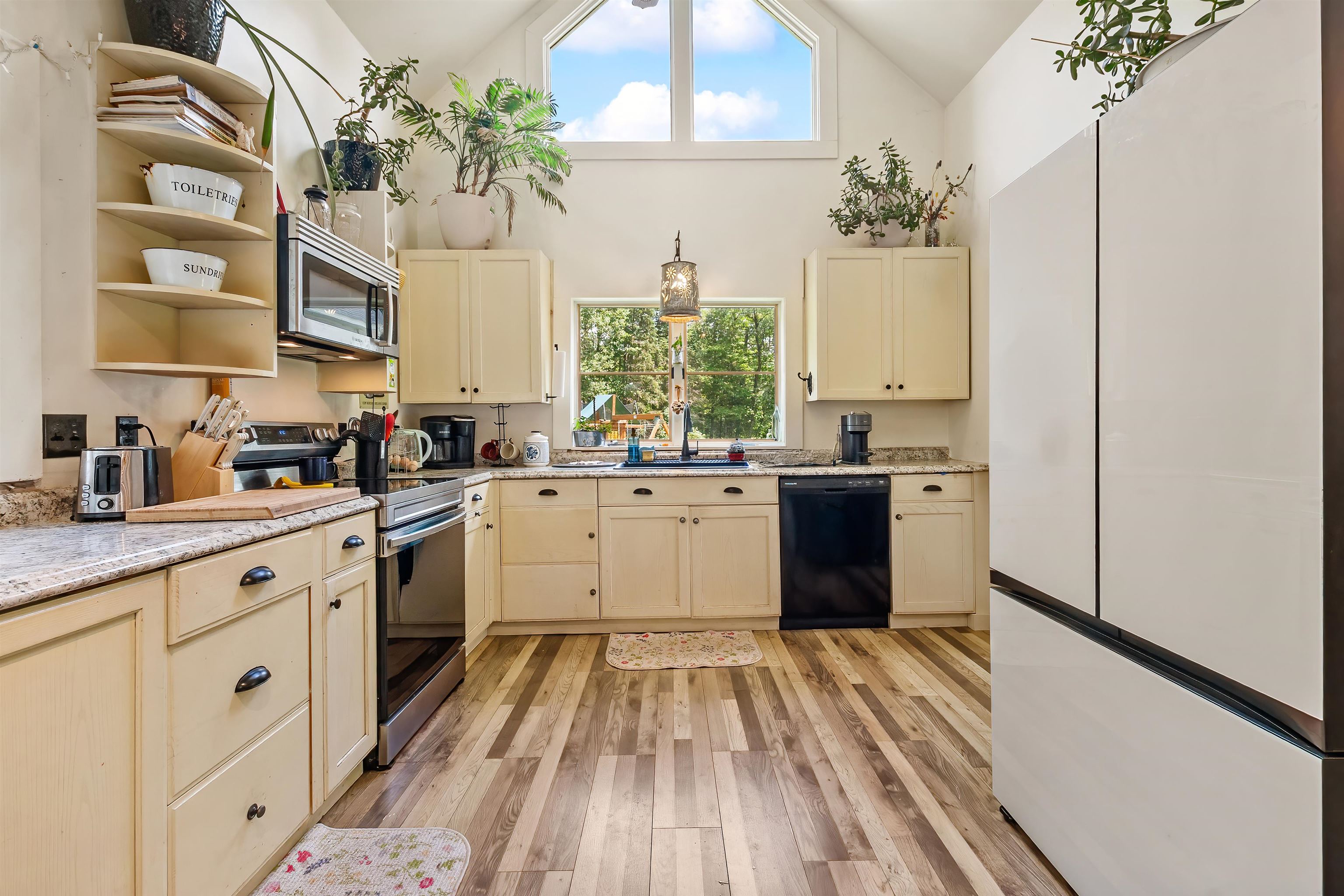 327 Reeds Mill Road