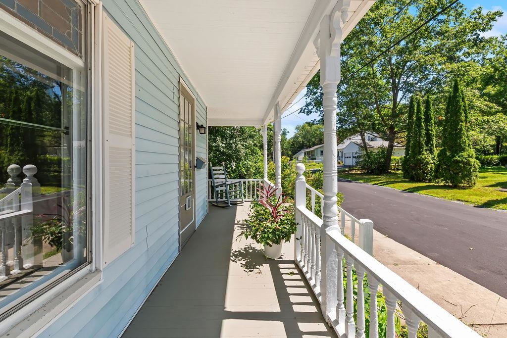 11 Edgewood Street
