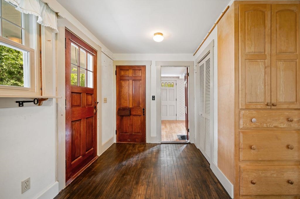 11 Edgewood Street