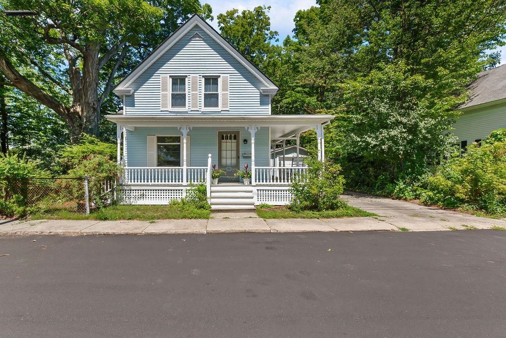 11 Edgewood Street