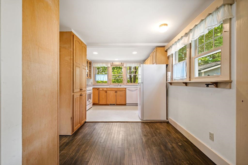 11 Edgewood Street