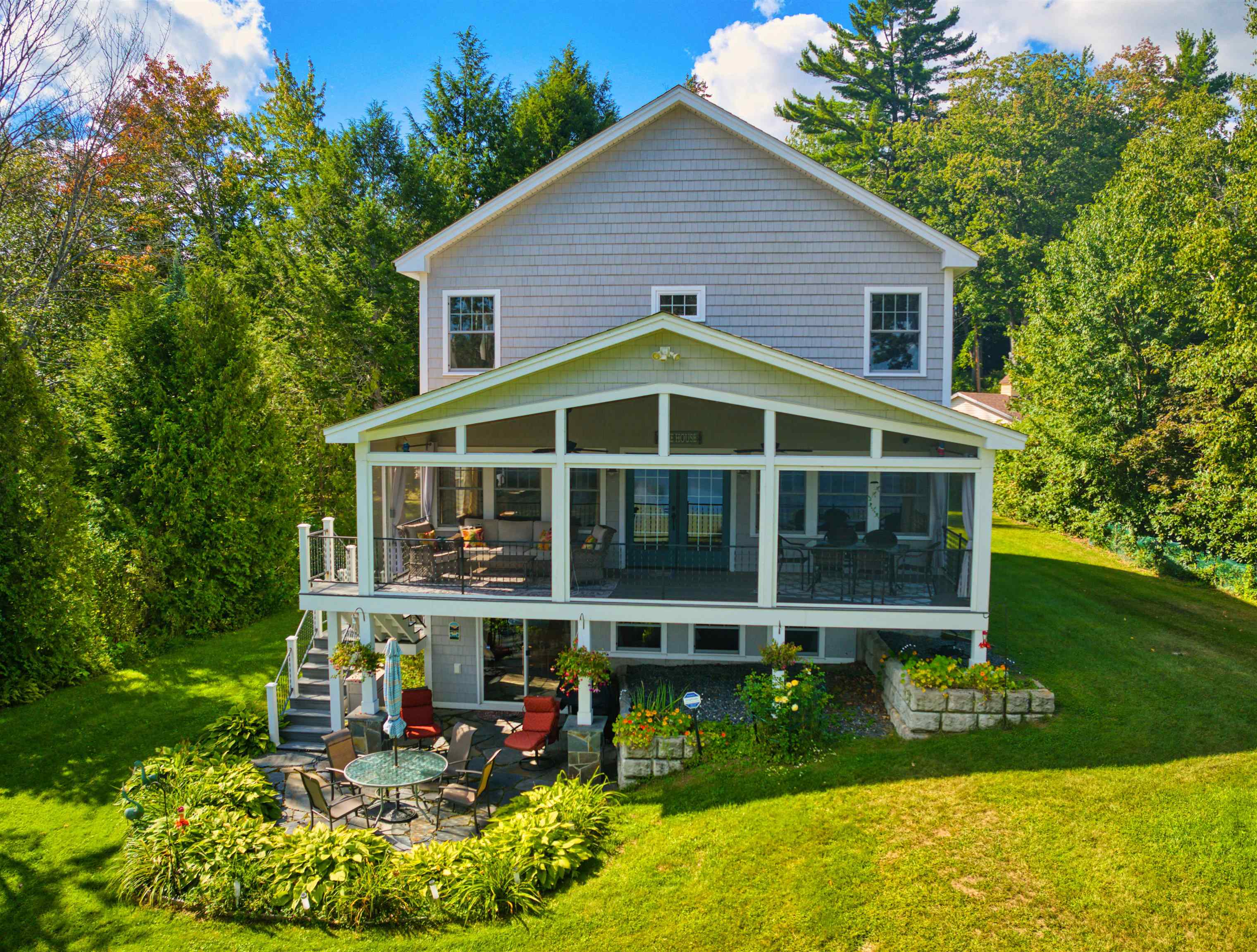 26 Emerson Road