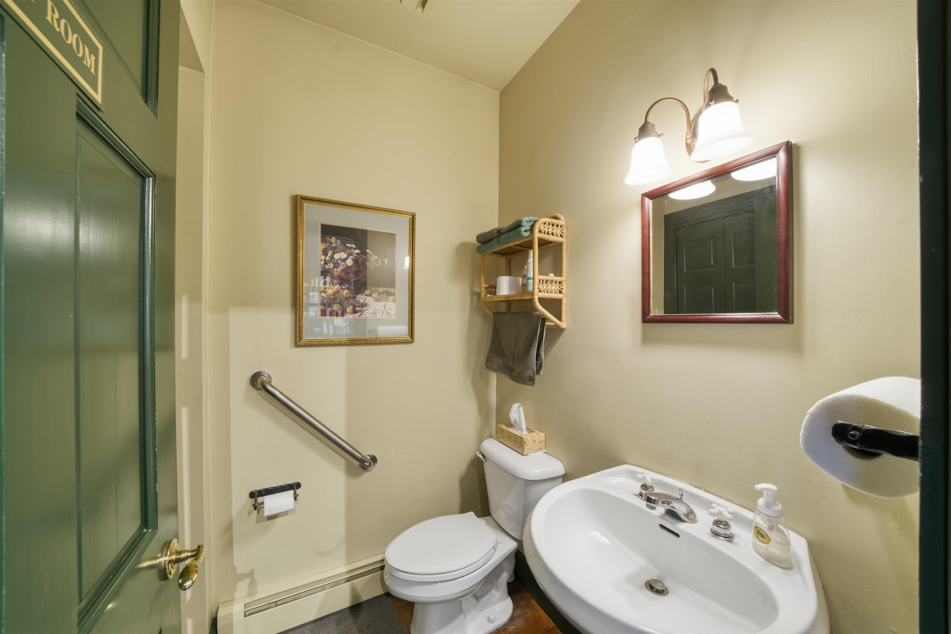 694 Quechee Main Street