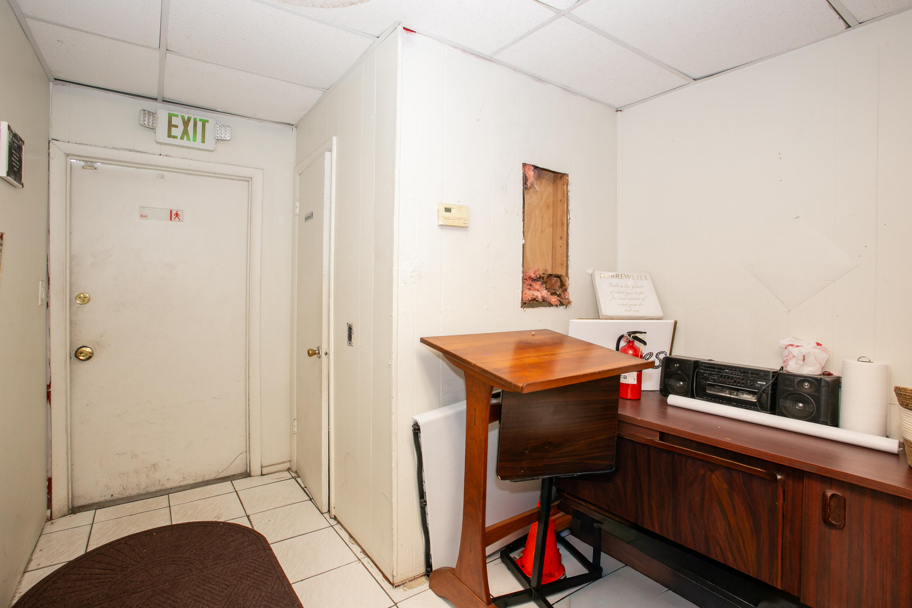 6132 NW 11th Street 16-2