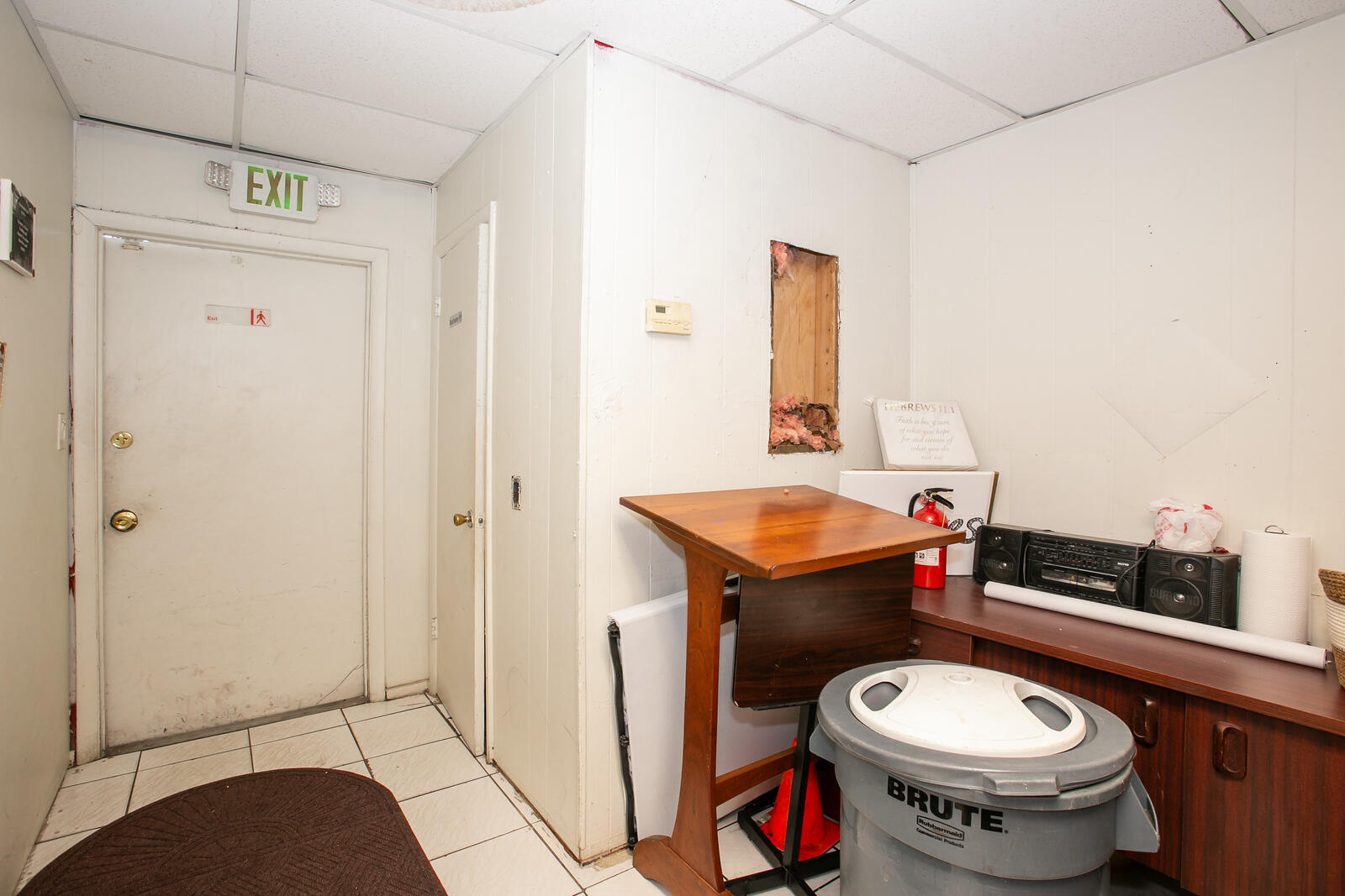 6132 NW 11th Street 16-2