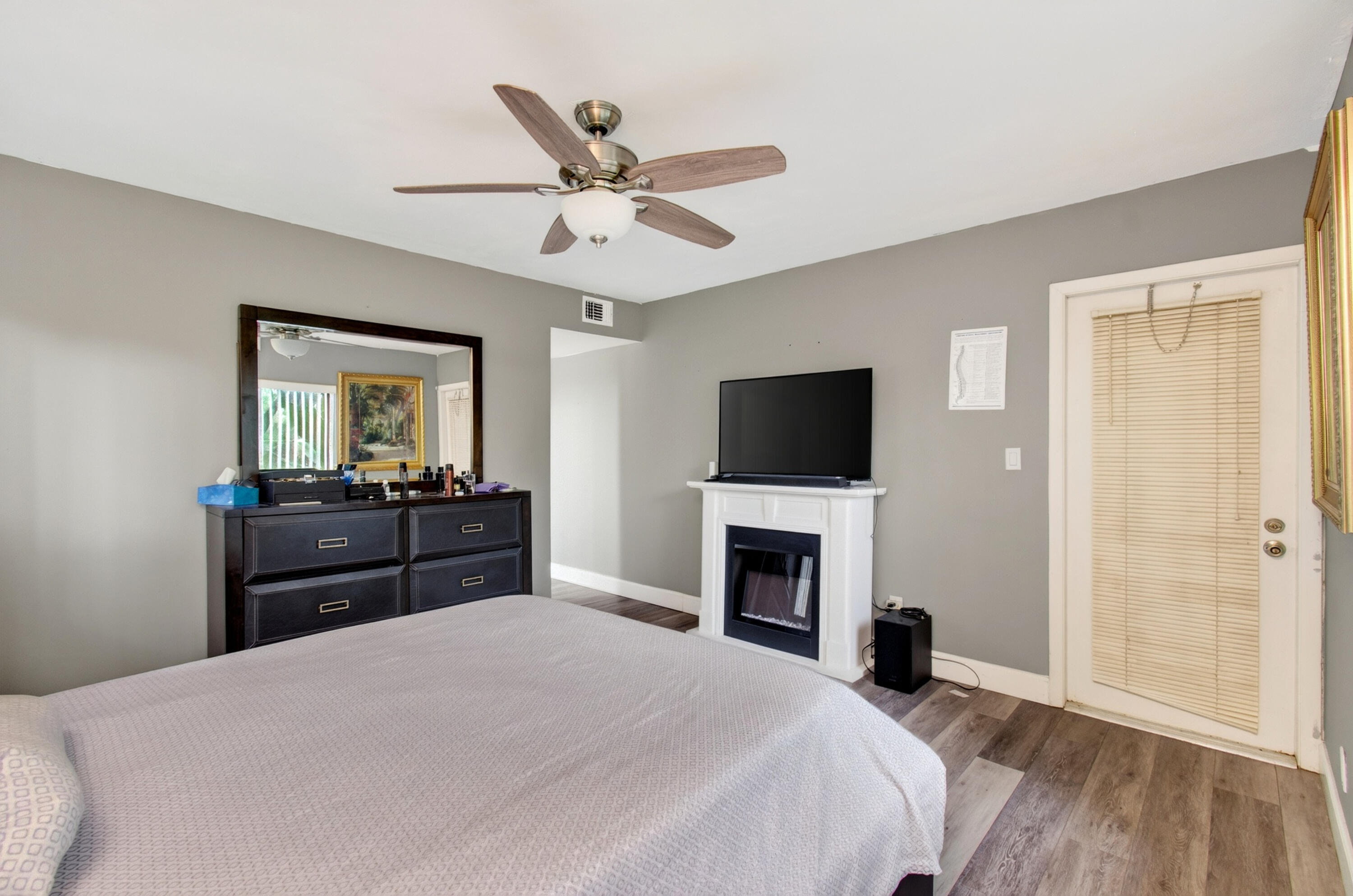 7539 Greenlake Way