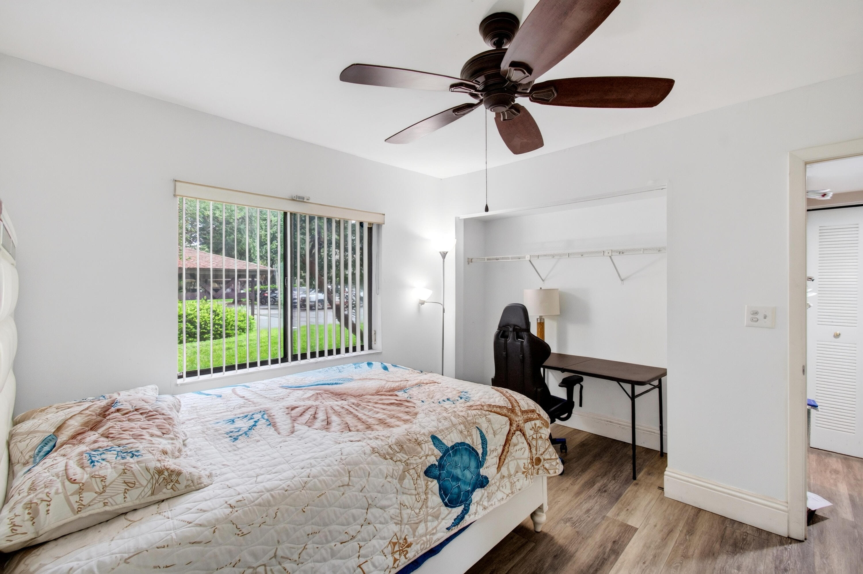 7539 Greenlake Way