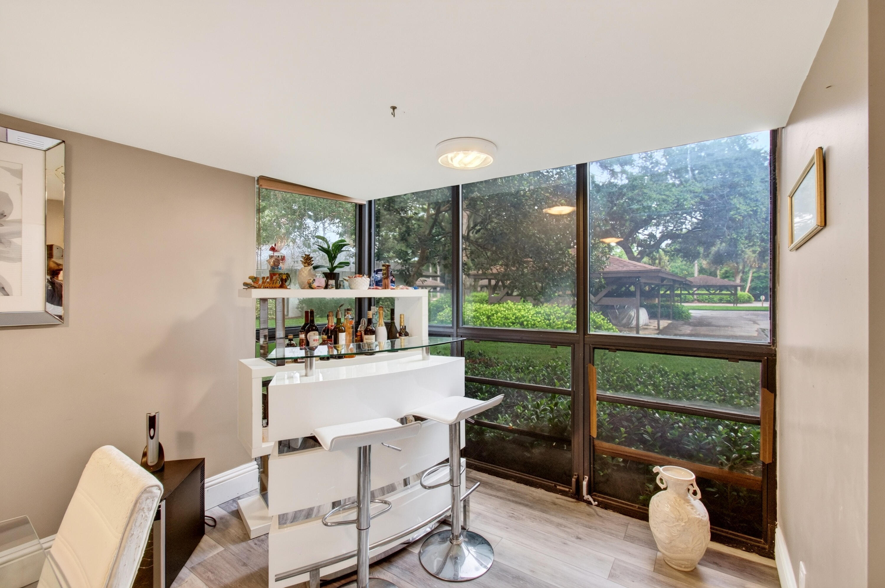 7539 Greenlake Way