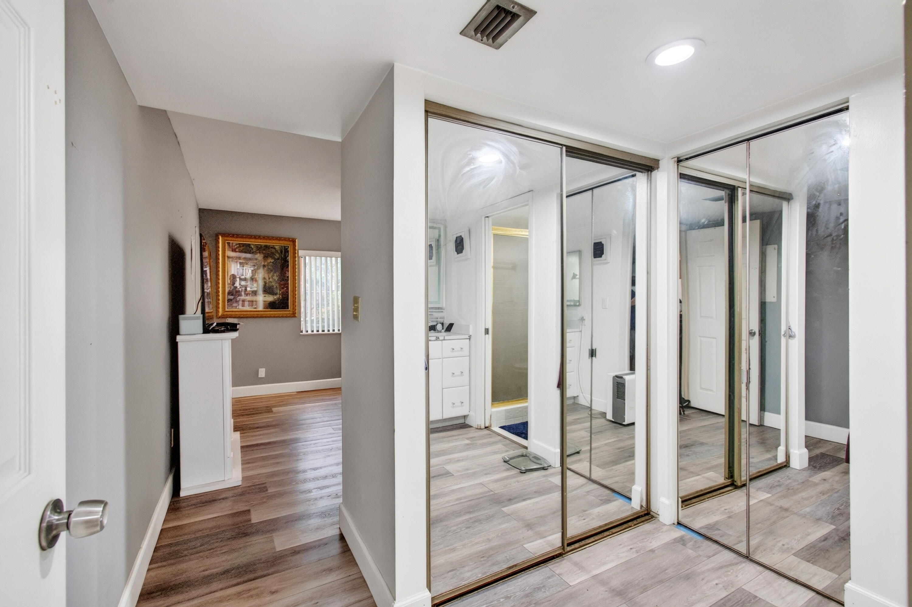 7539 Greenlake Way