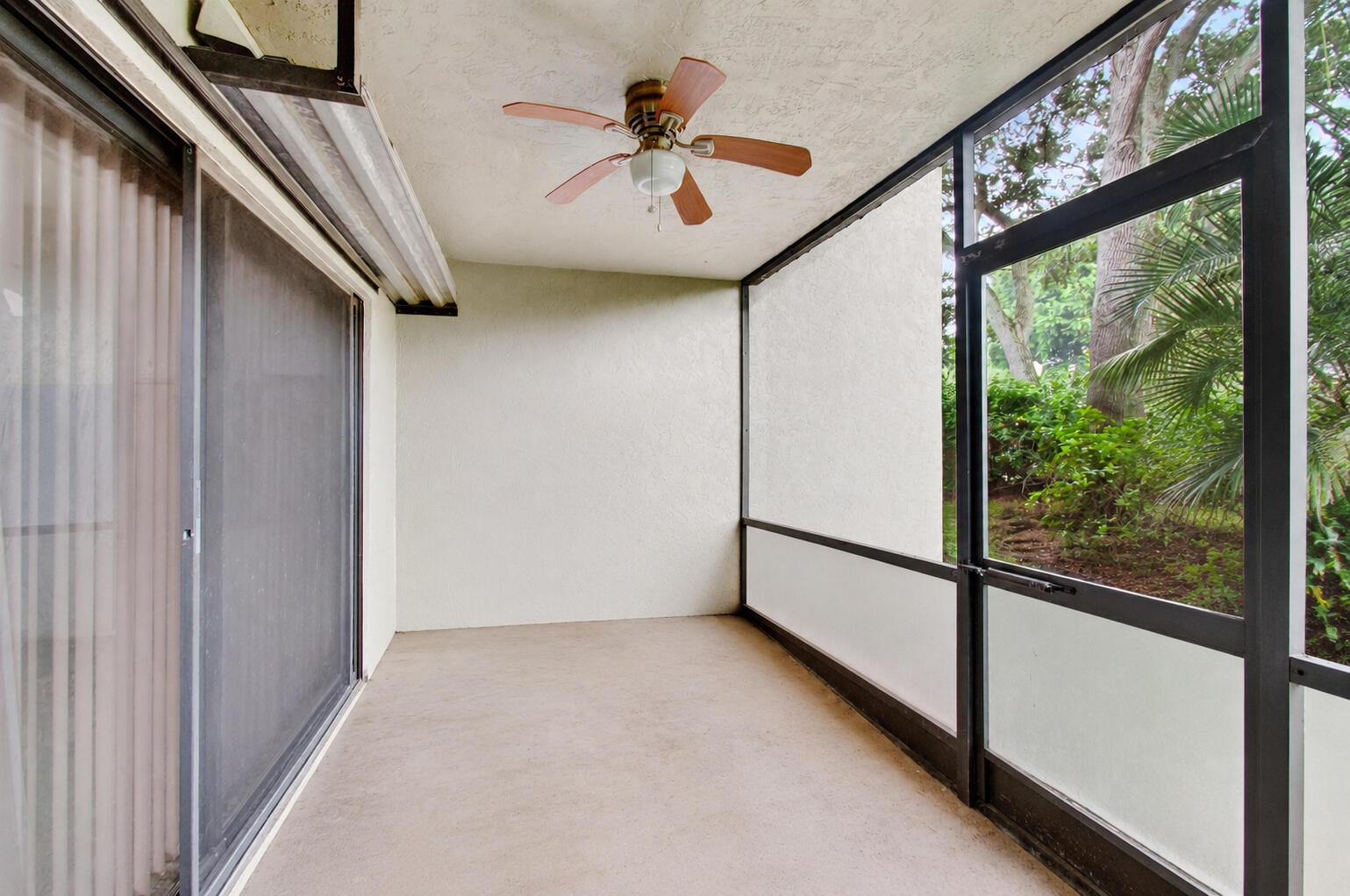 7539 Greenlake Way