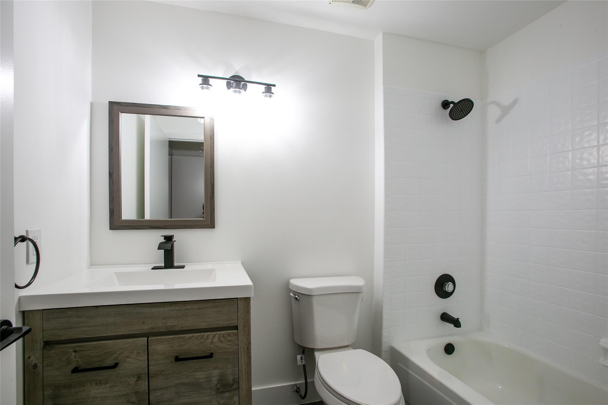 4637 Carambola Cir 2719