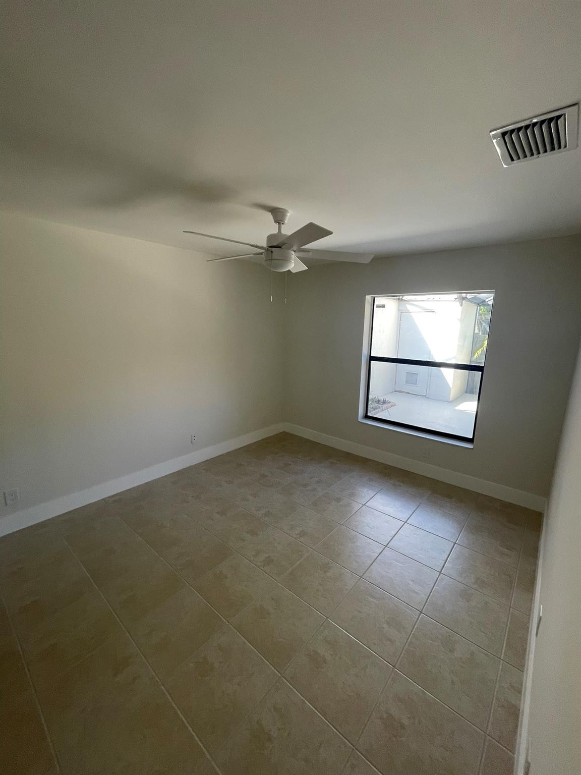 4637 Carambola Cir 2719